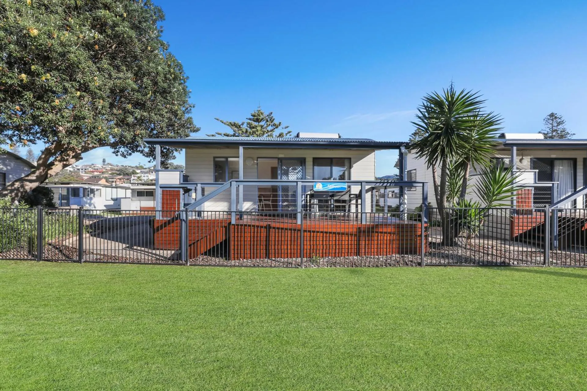 Property building in Werri Beach Holiday Park