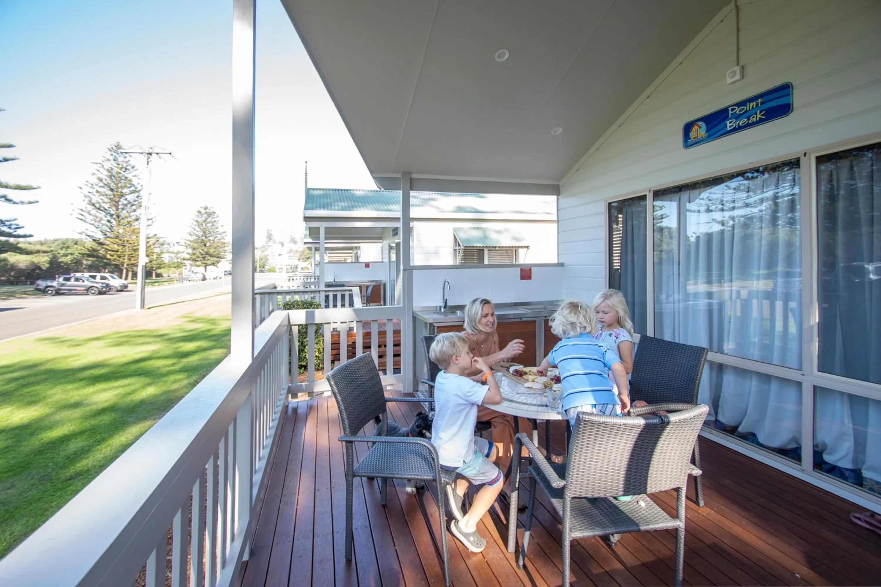 group of guests in Werri Beach Holiday Park