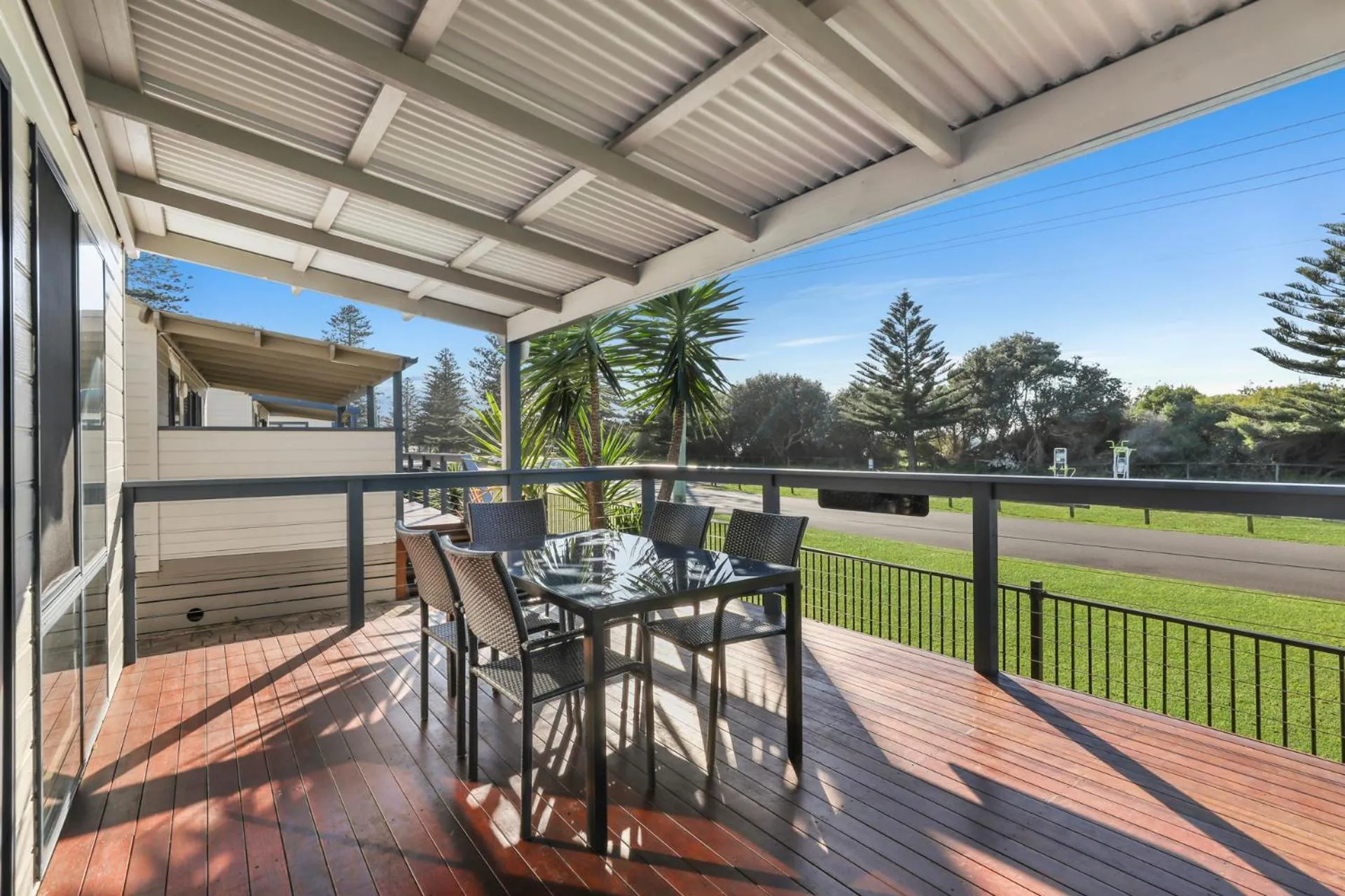 Property building in Werri Beach Holiday Park