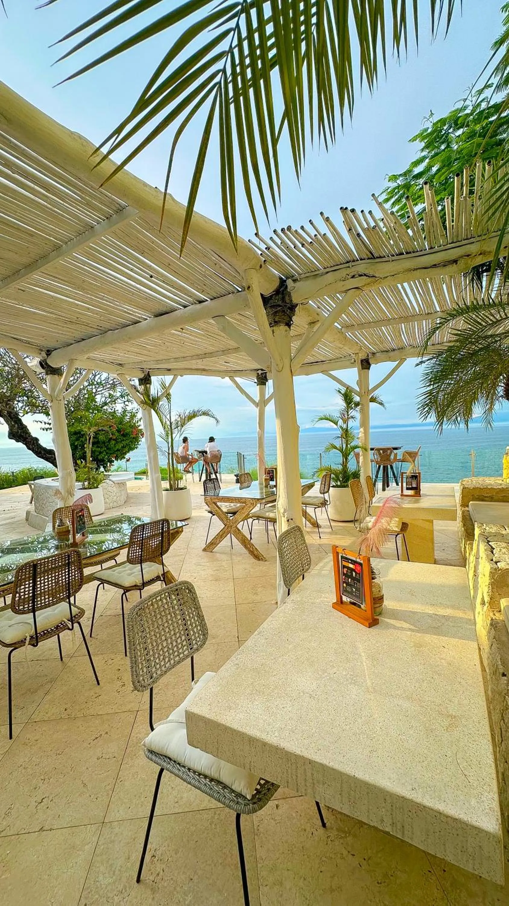 Restaurant/places to eat in Biu Biu Resort Bali