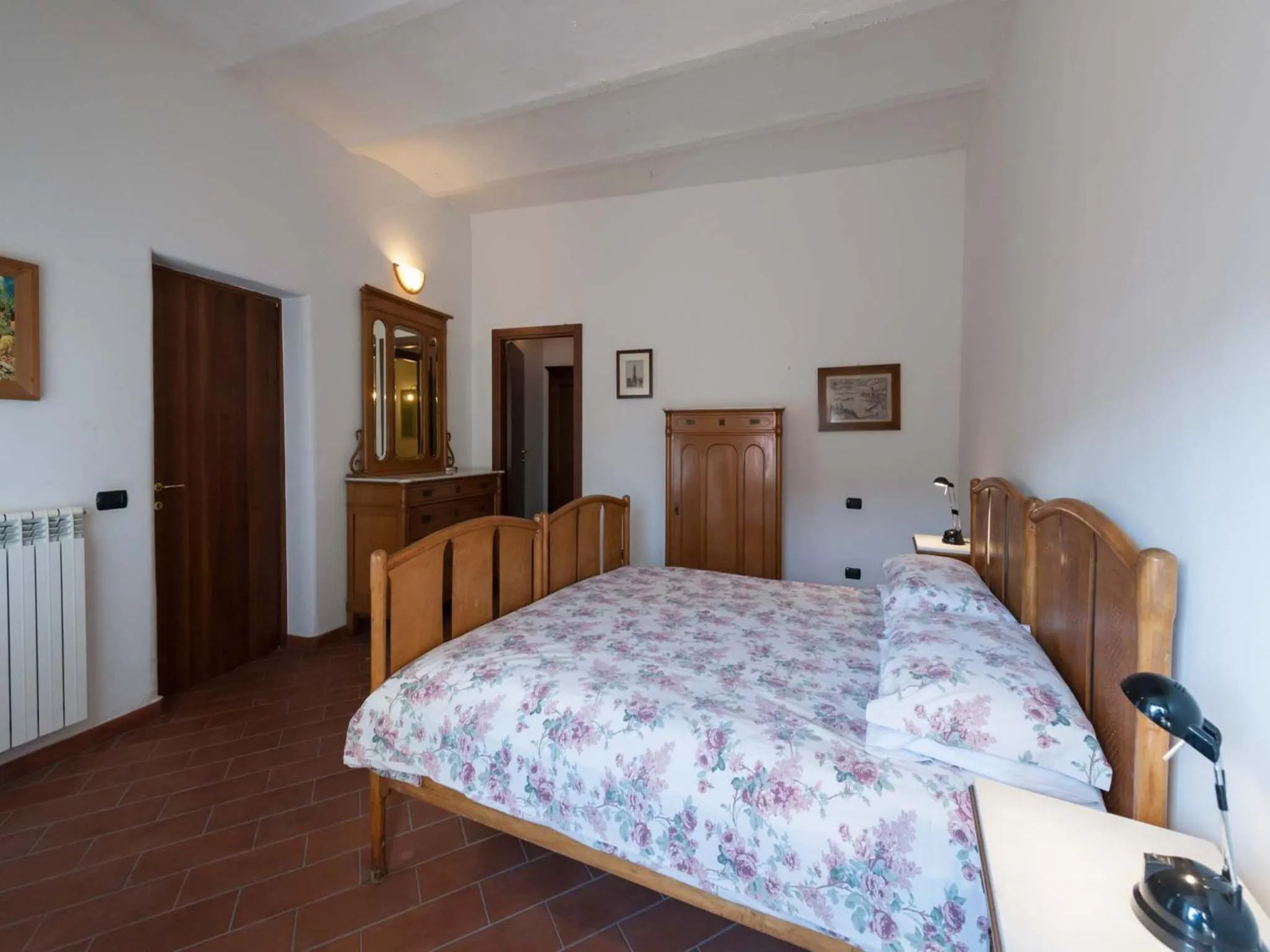 Shower, Bed in Dimora del Prete di Belmonte