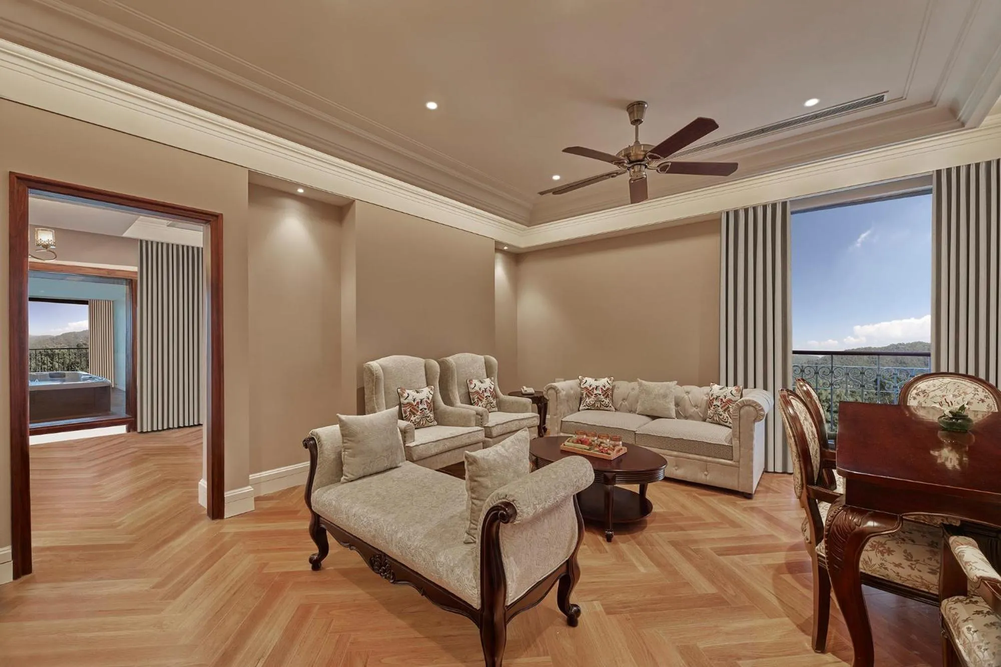 Living room in Fortune Select Forest Hill, Kasauli - Member ITC Hotels' Group