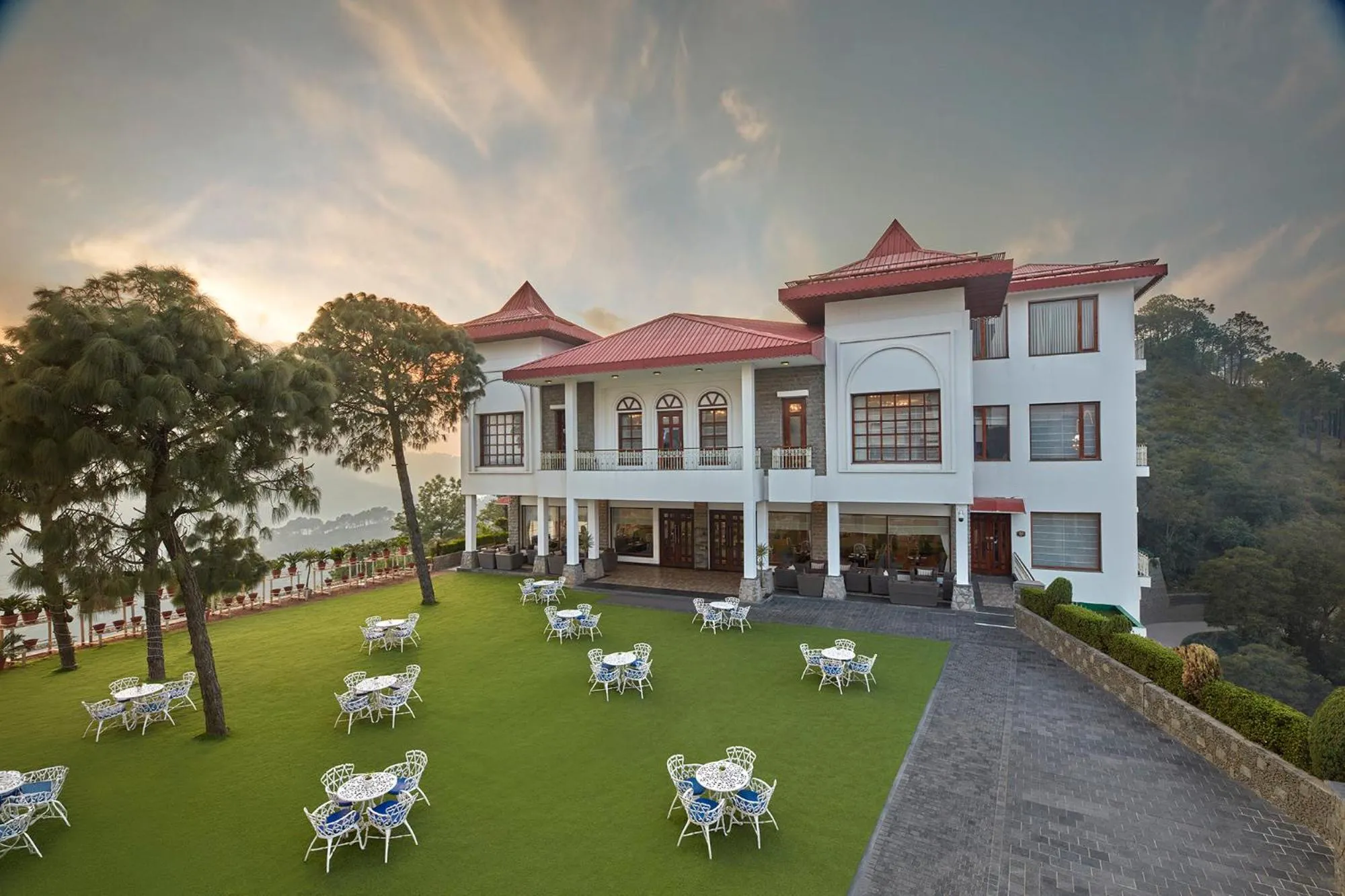 Day in Fortune Select Forest Hill, Kasauli - Member ITC Hotels' Group
