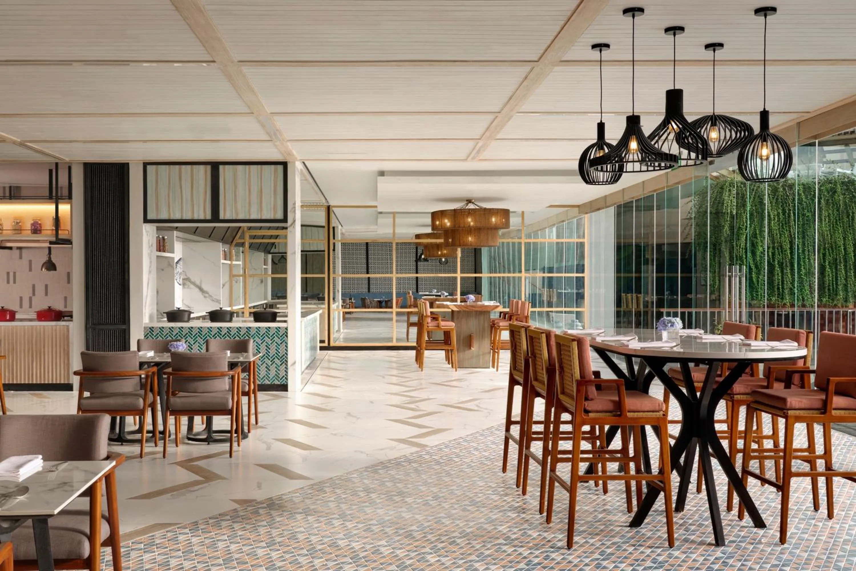 Restaurant/places to eat in Sheraton Bali Kuta Resort