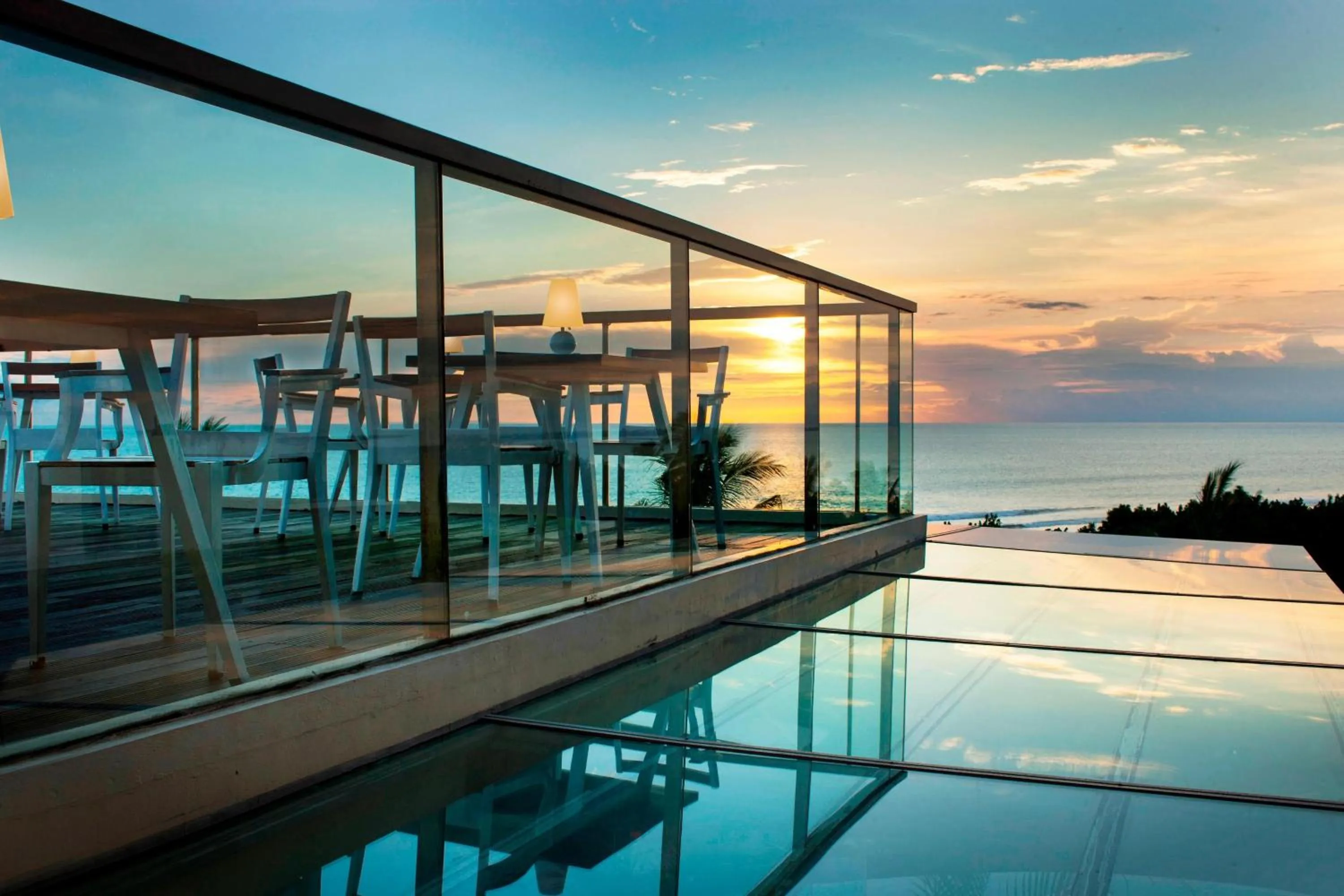 Restaurant/places to eat in Sheraton Bali Kuta Resort