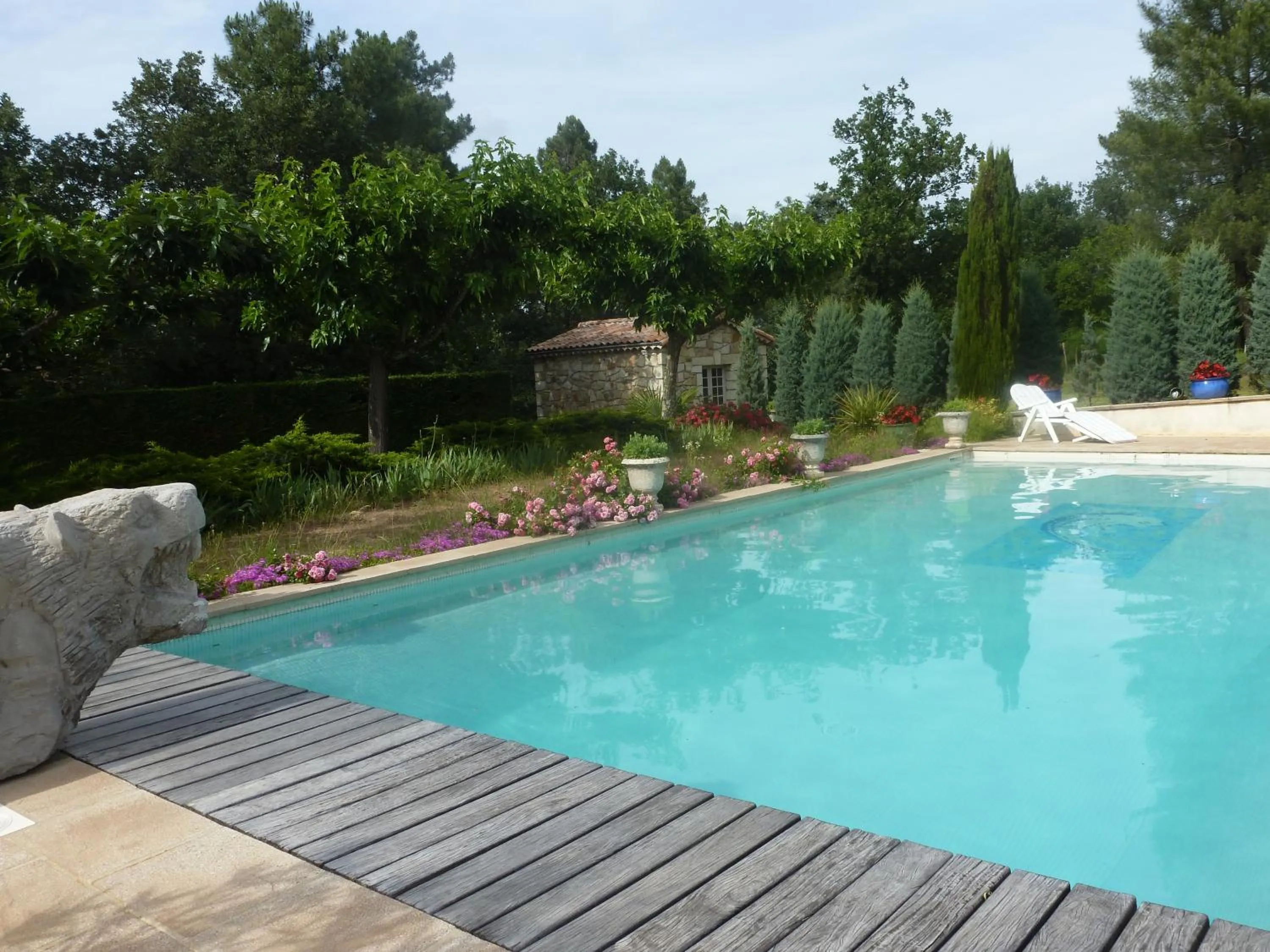 Swimming pool in Domaine du Planas AILHON ARDECHE