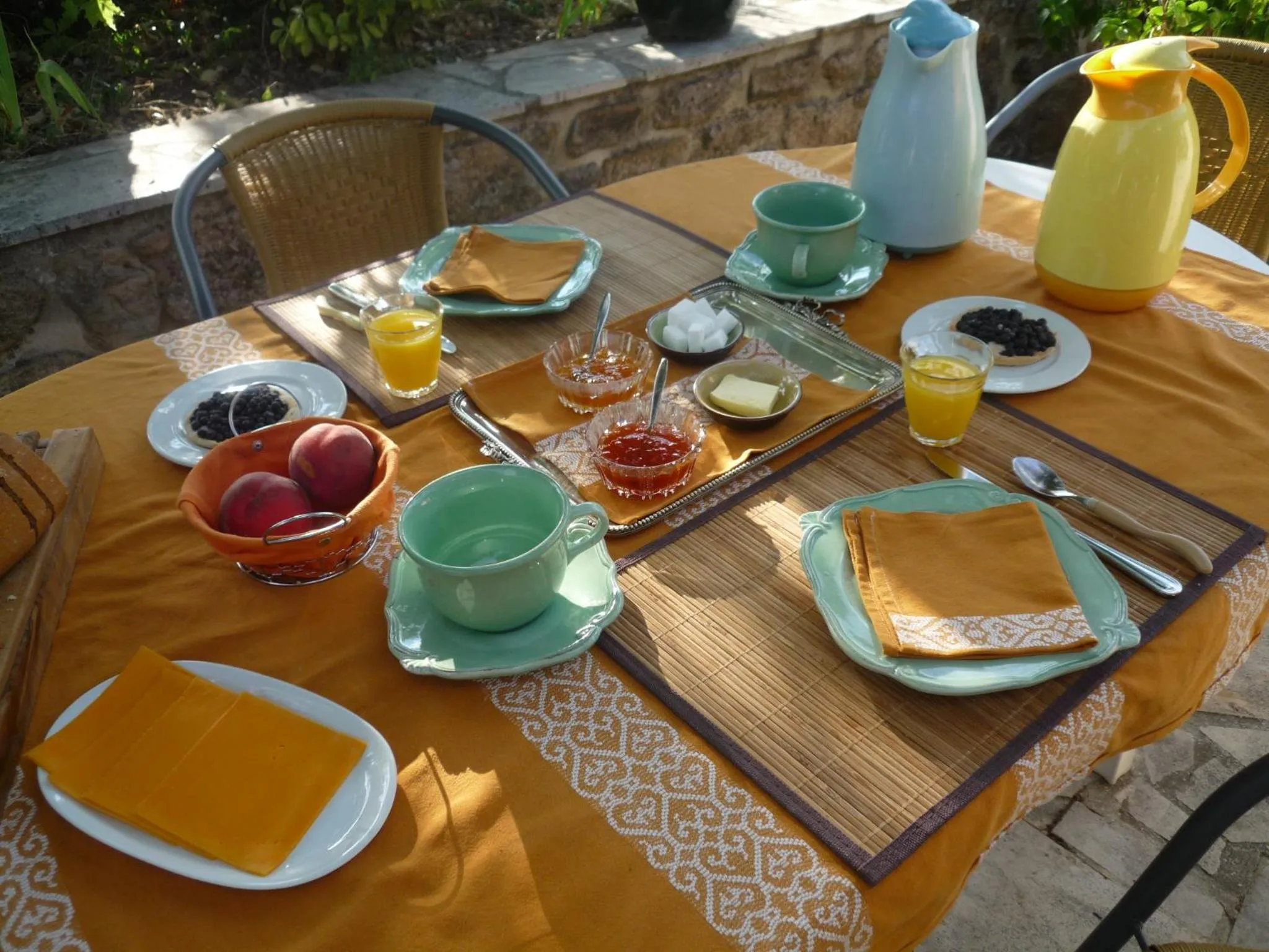 Breakfast in Domaine du Planas AILHON ARDECHE