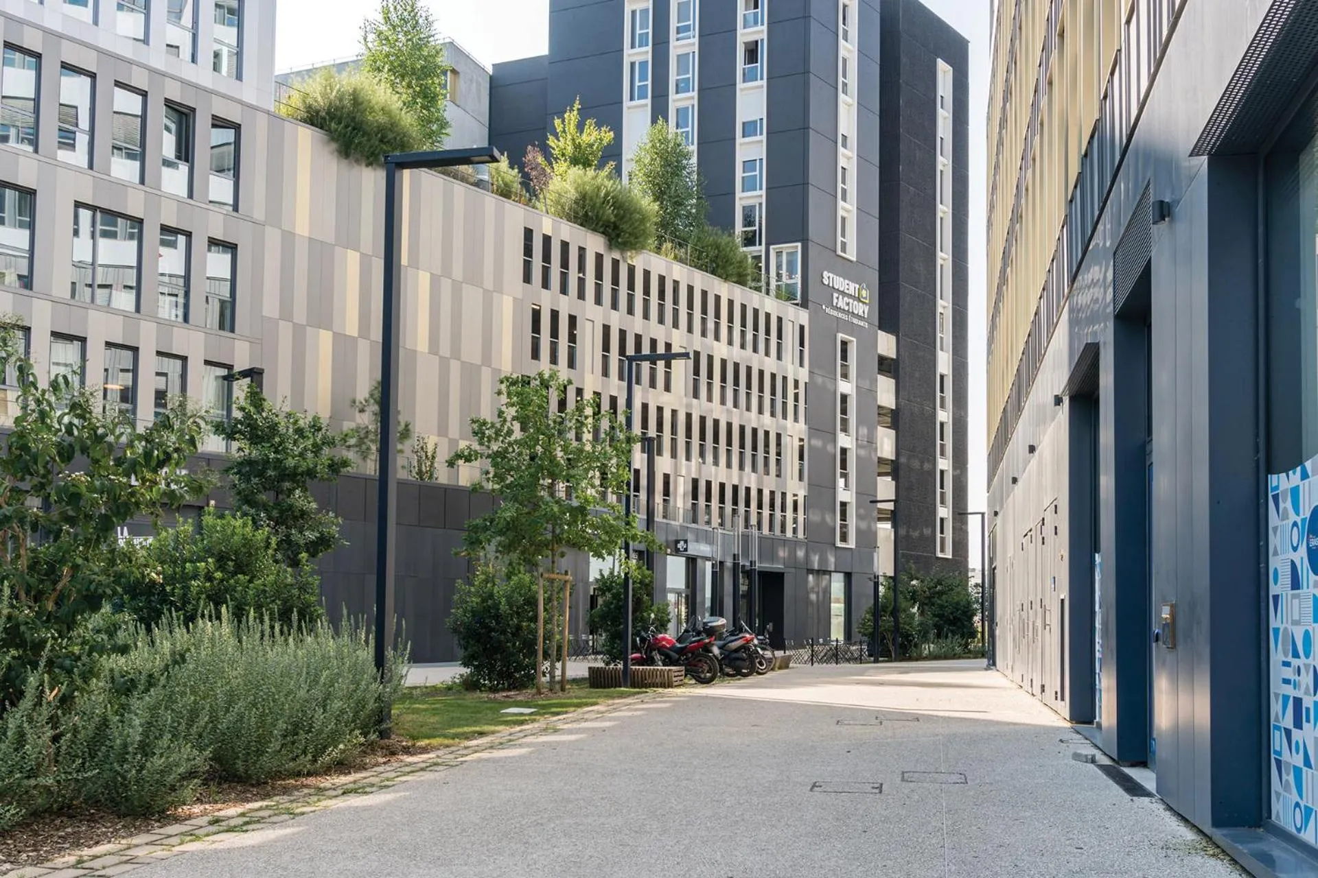 Property building in Student Factory Bordeaux Armagnac