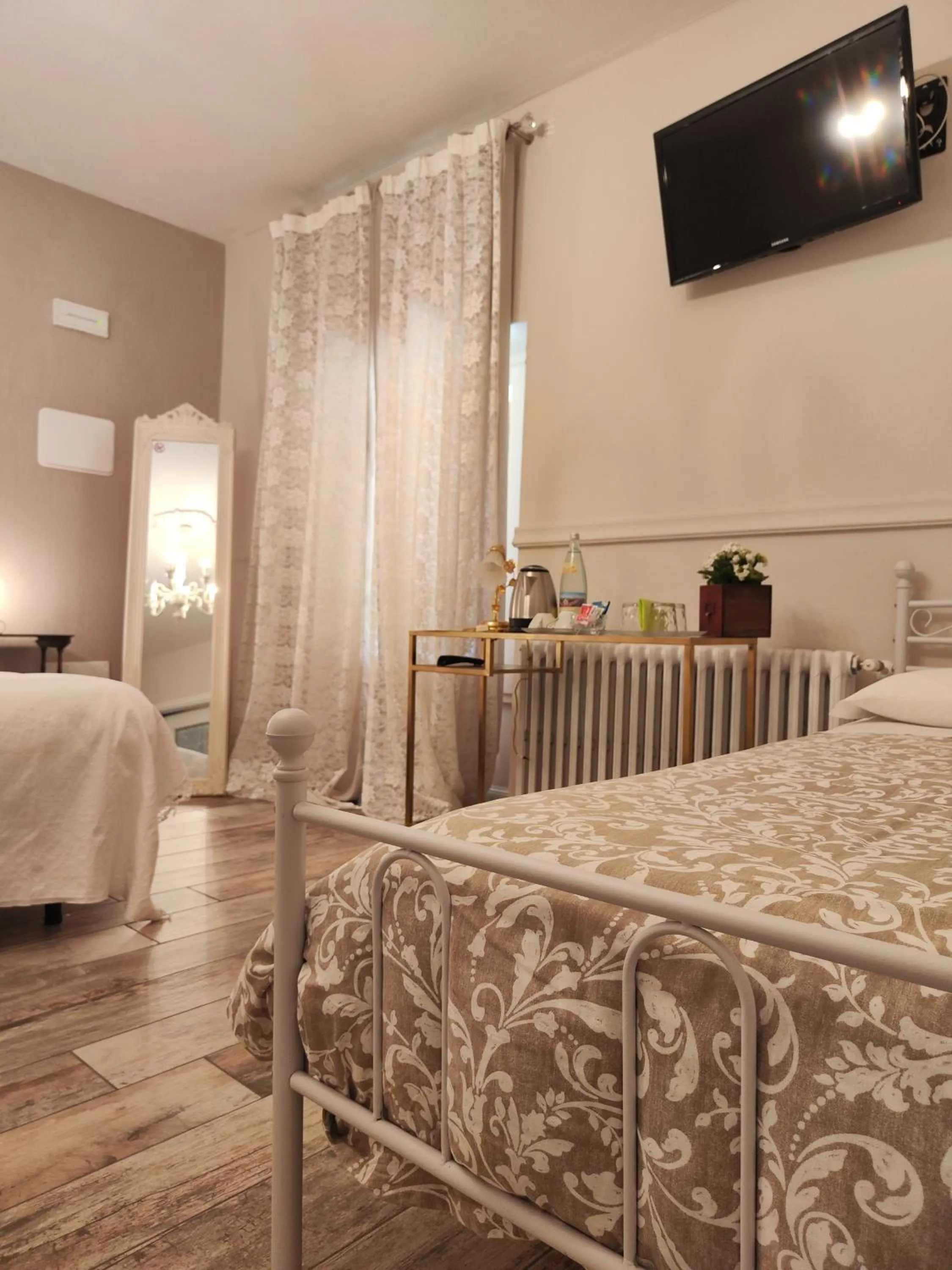 Bed in Garda Relais Antica Romelia