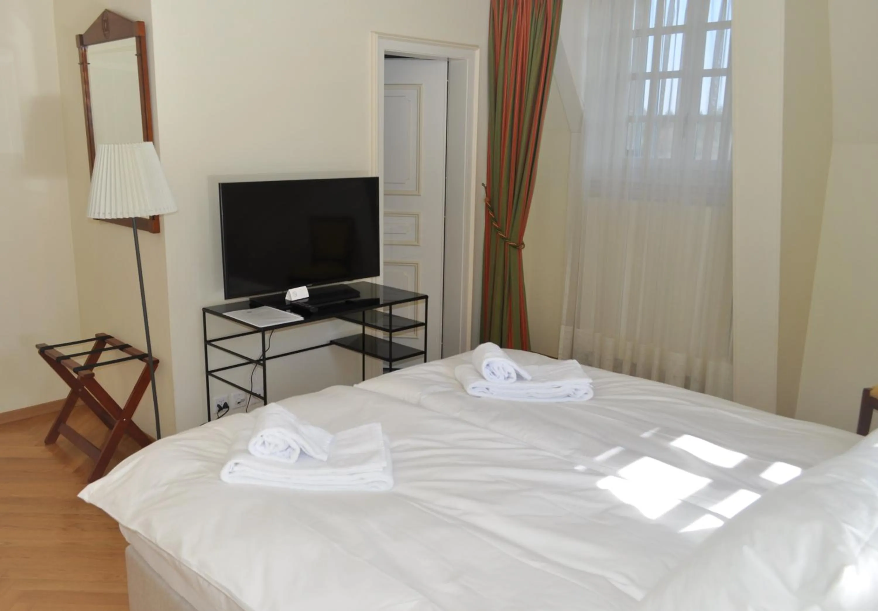 Bed in Domaine de Mont-Renaud