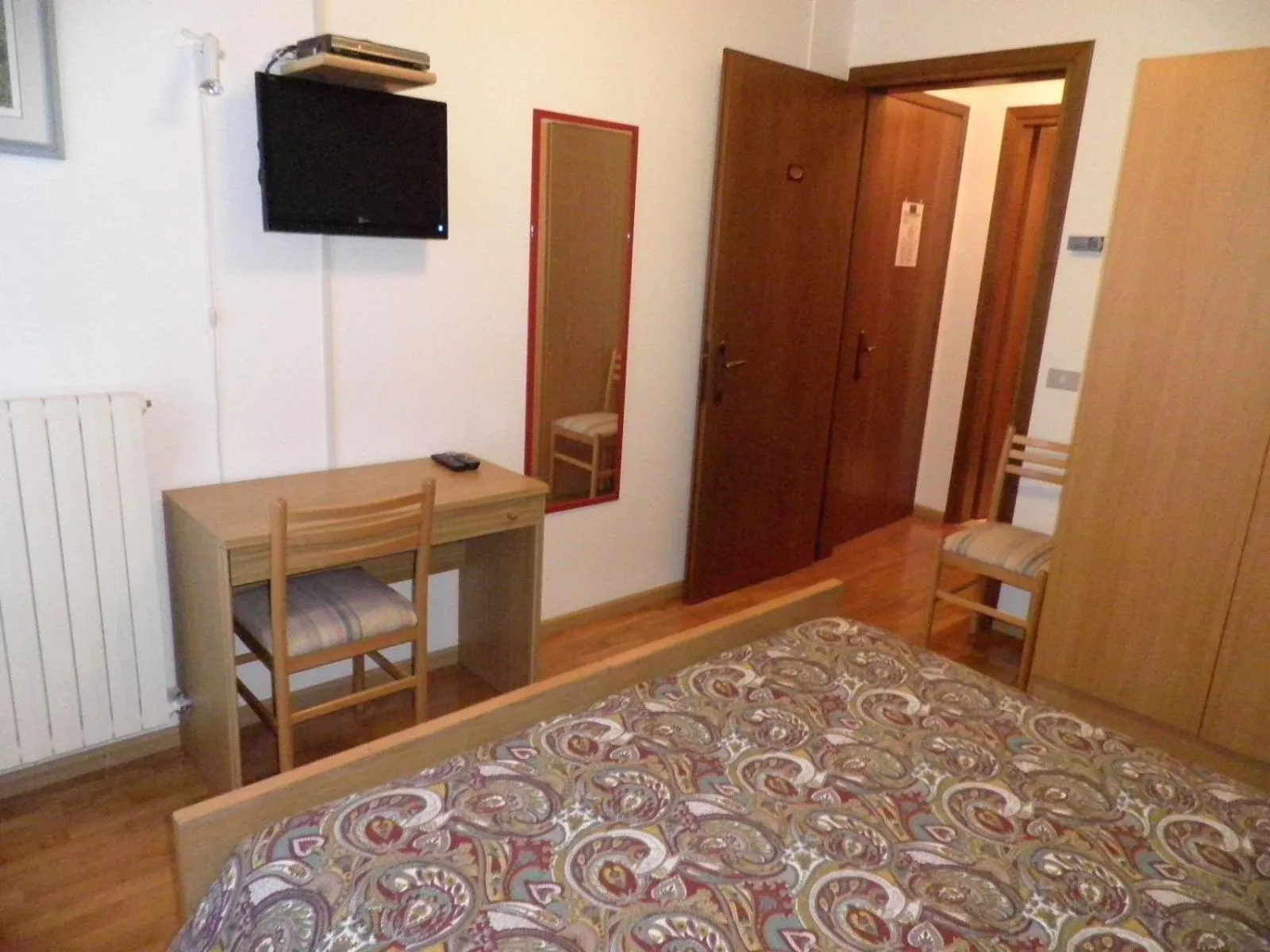 Photo of the whole room in Appartamenti Nigritella