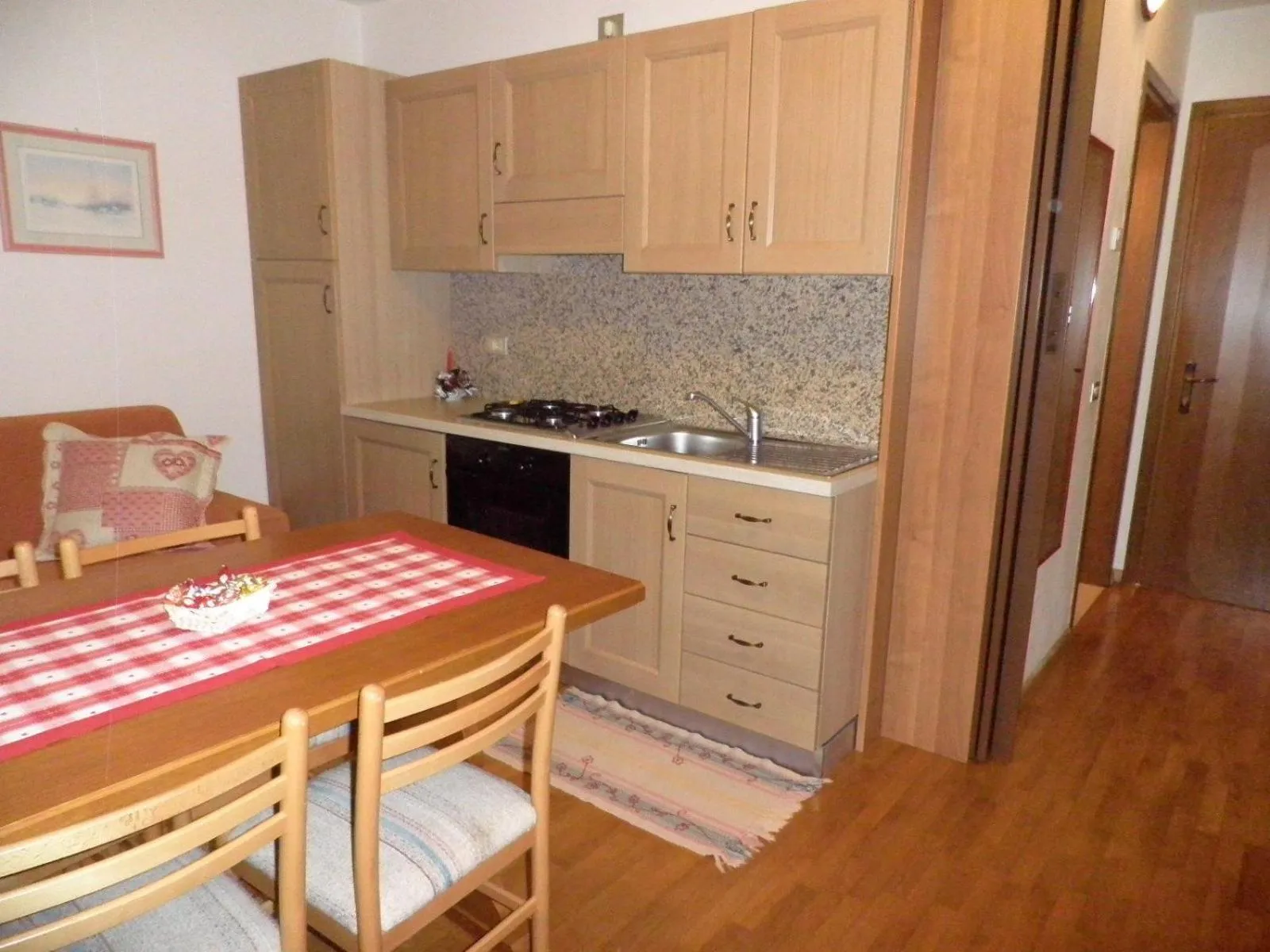 Kitchen or kitchenette in Appartamenti Nigritella