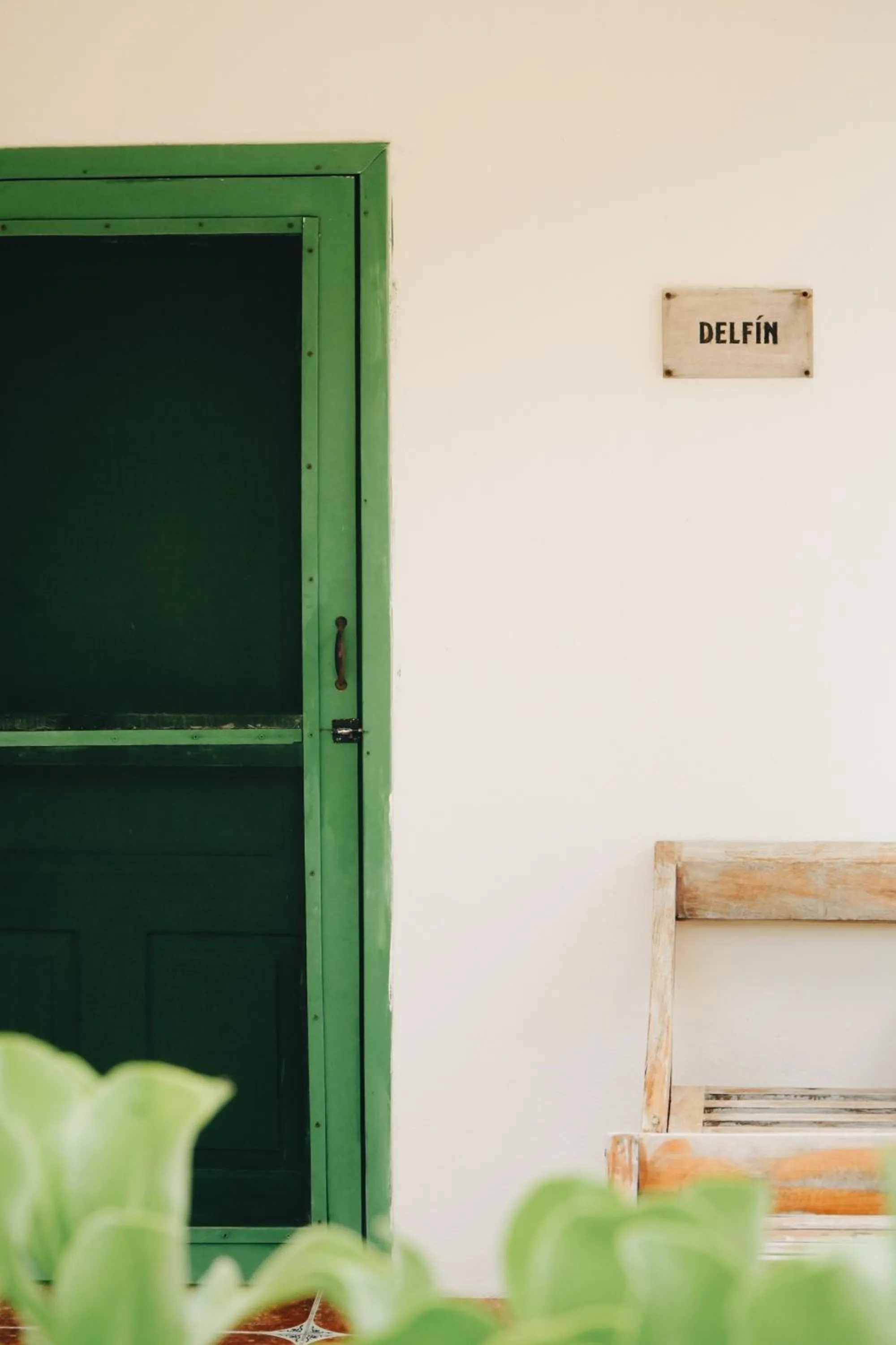 Logo/Certificate/Sign in Hotel Cielo y Selva