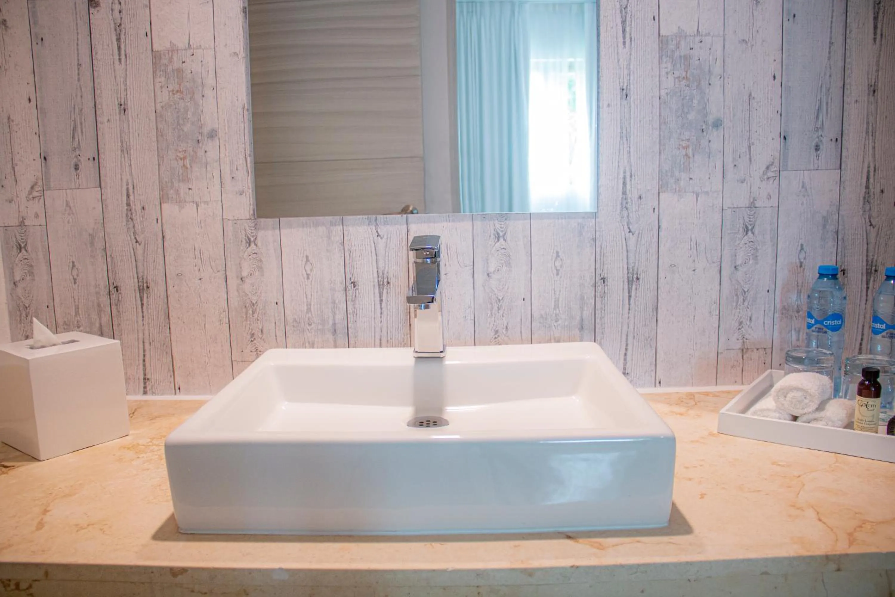 Bathroom in Hotel The Palm