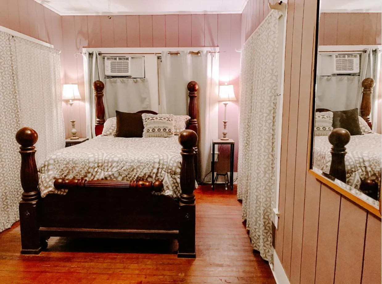 Bed in Blue Moon Guest House