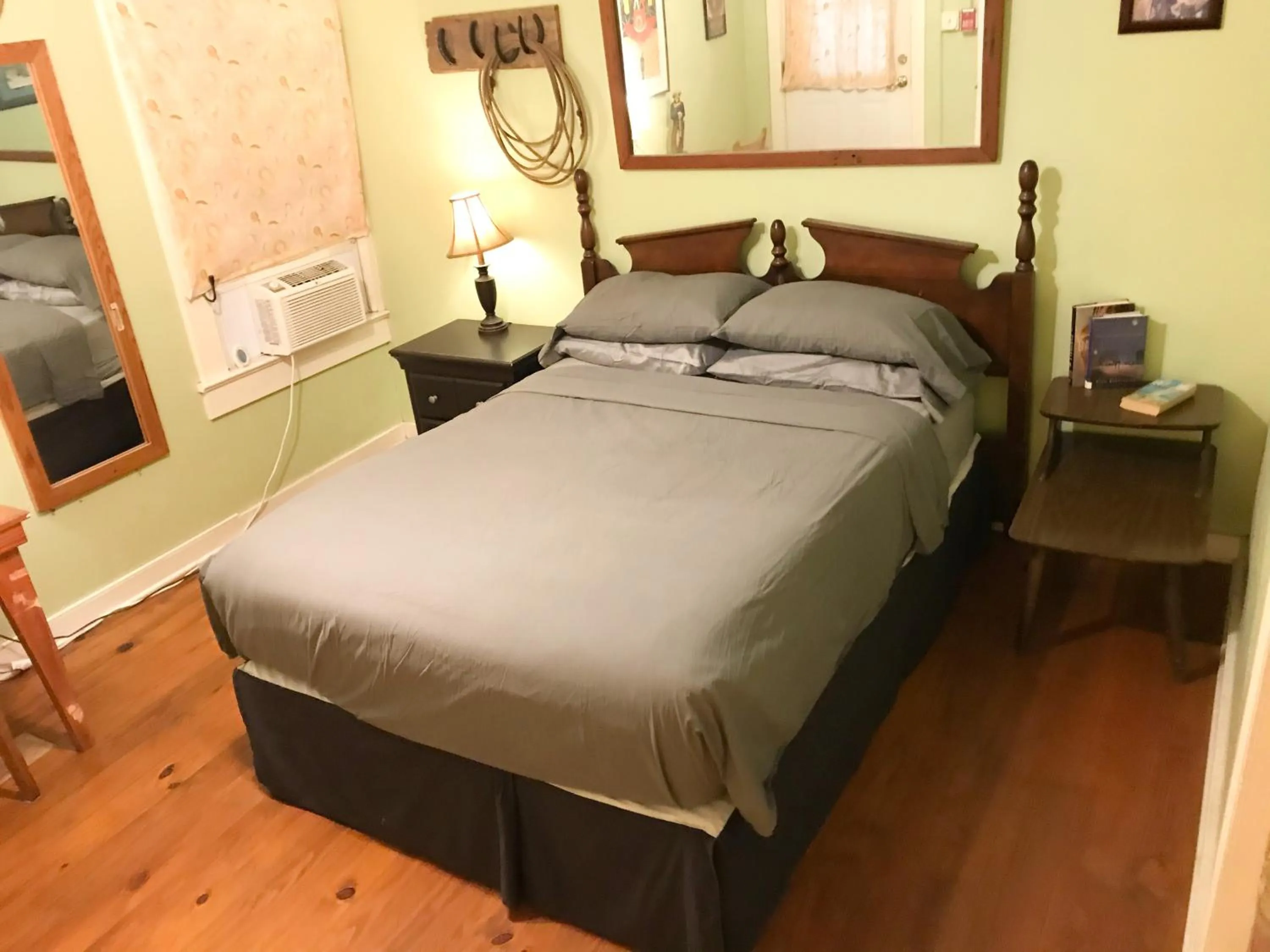 Bed in Blue Moon Guest House