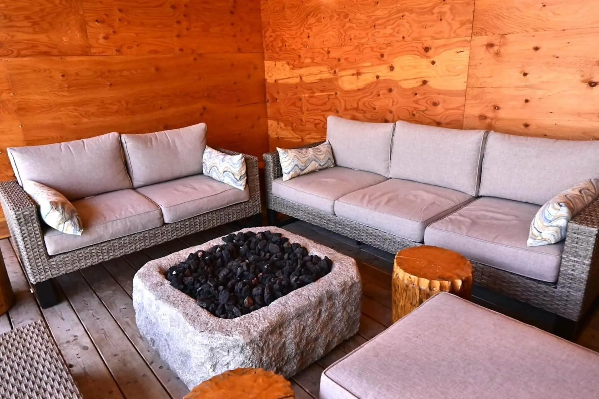 Communal lounge/ TV room in Red Cariboo Apartments