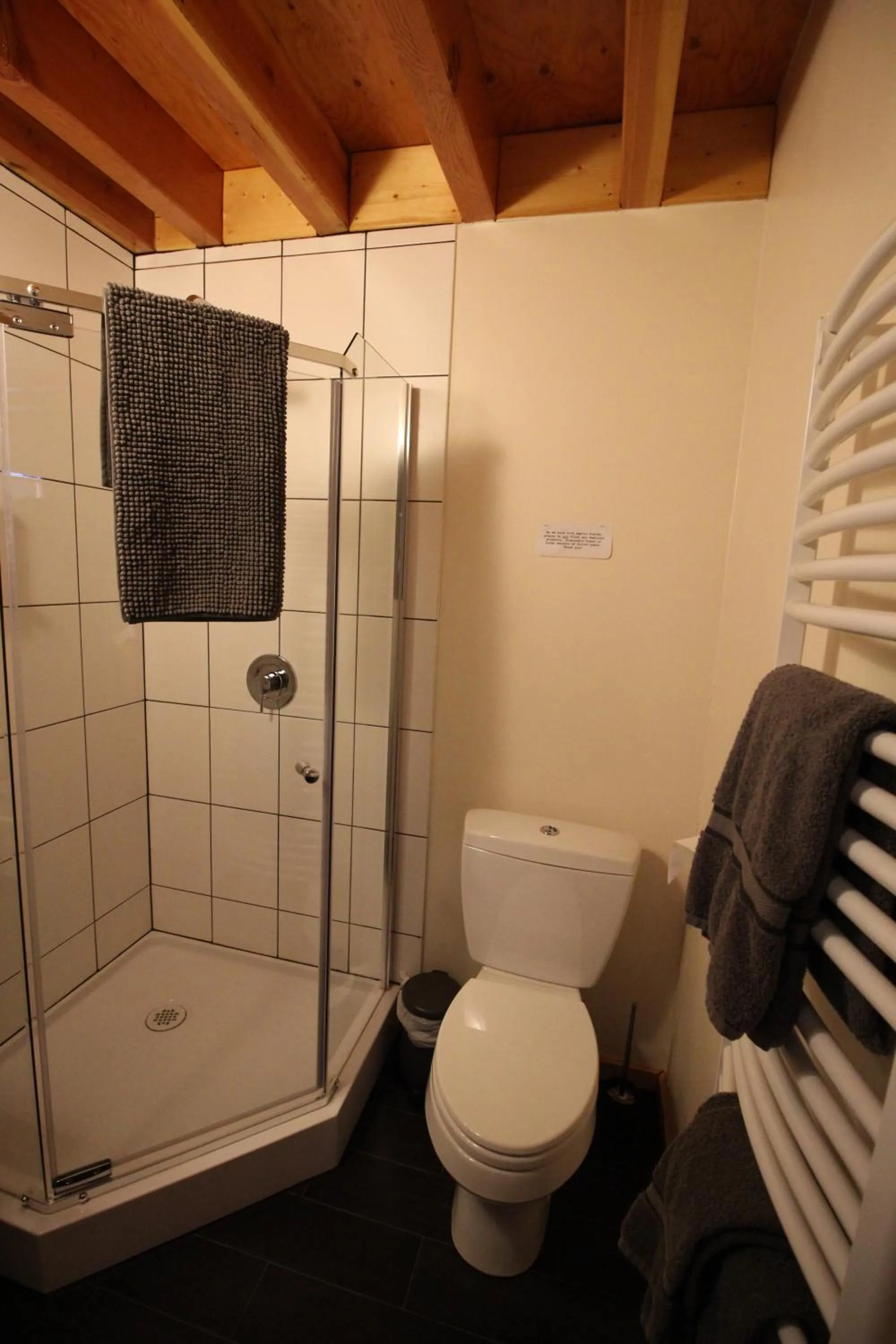 Bathroom in Red Cariboo Apartments