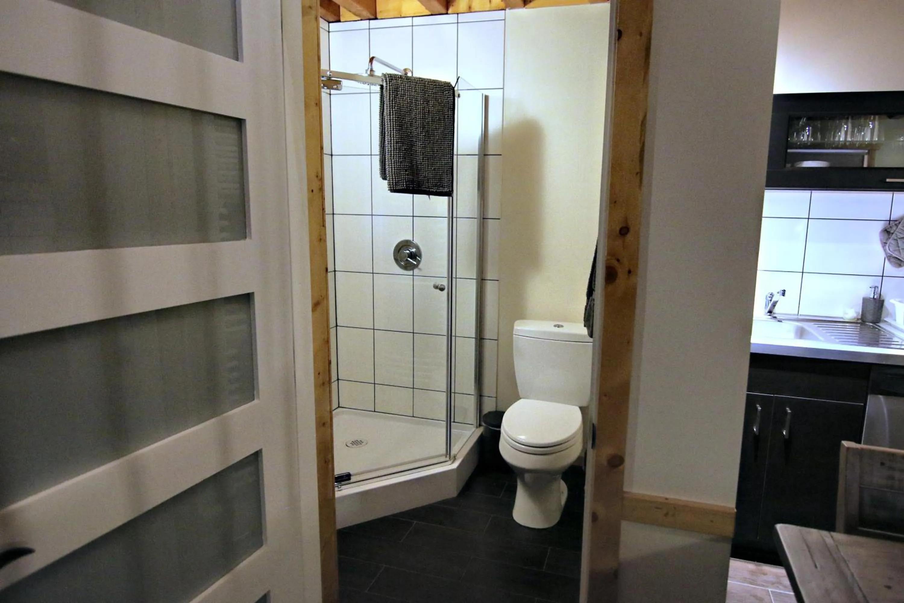 Bathroom in Red Cariboo Apartments