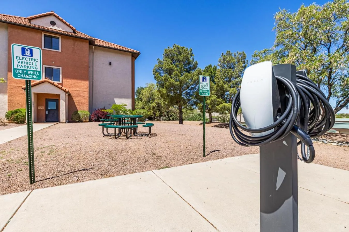 Parking in Days Inn by Wyndham Camp Verde Arizona