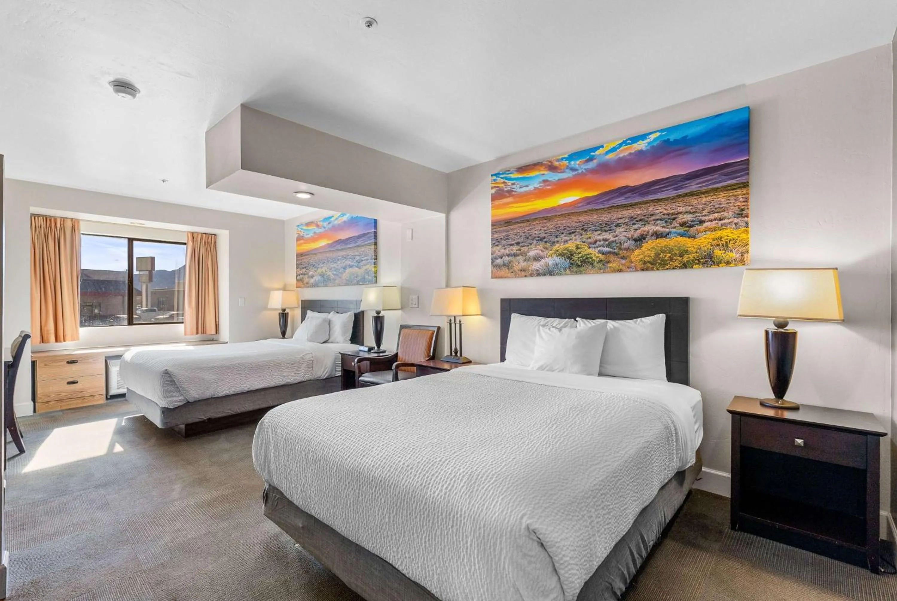 Photo of the whole room, Bed in Days Inn by Wyndham Camp Verde Arizona