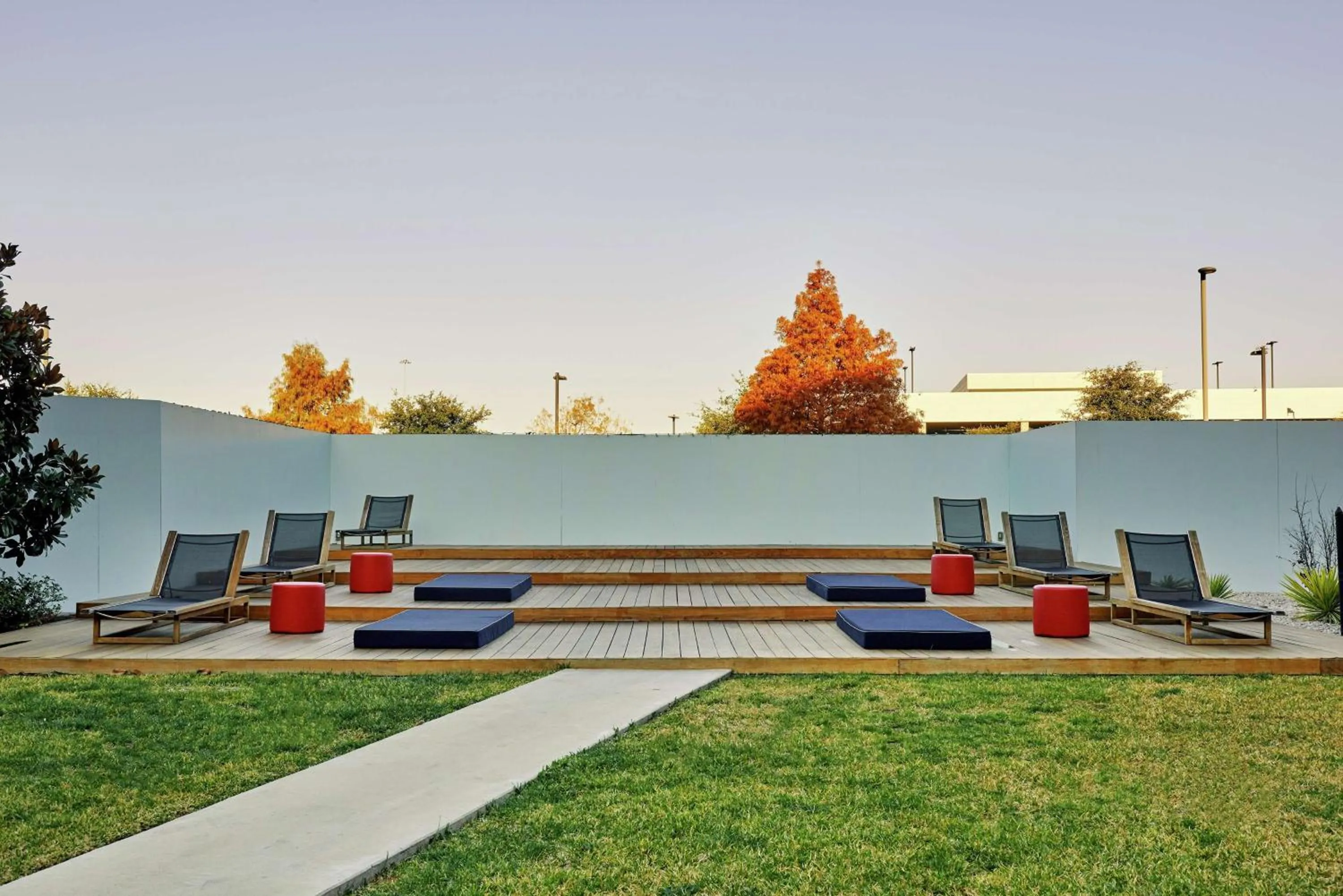 Day in NYLO Las Colinas Hotel, Tapestry Collection by Hilton