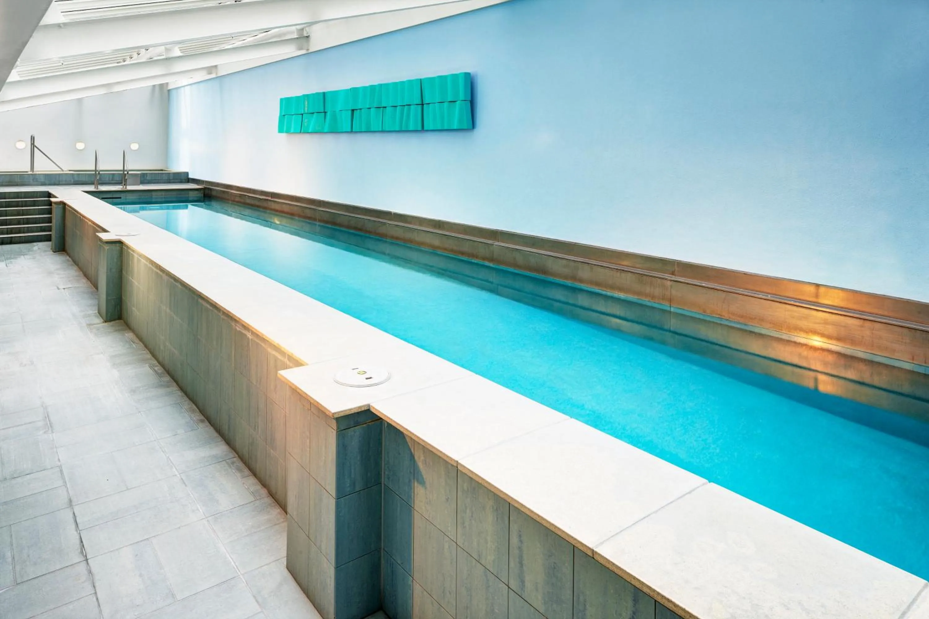 Swimming pool in Rendezvous Heritage Hotel Auckland