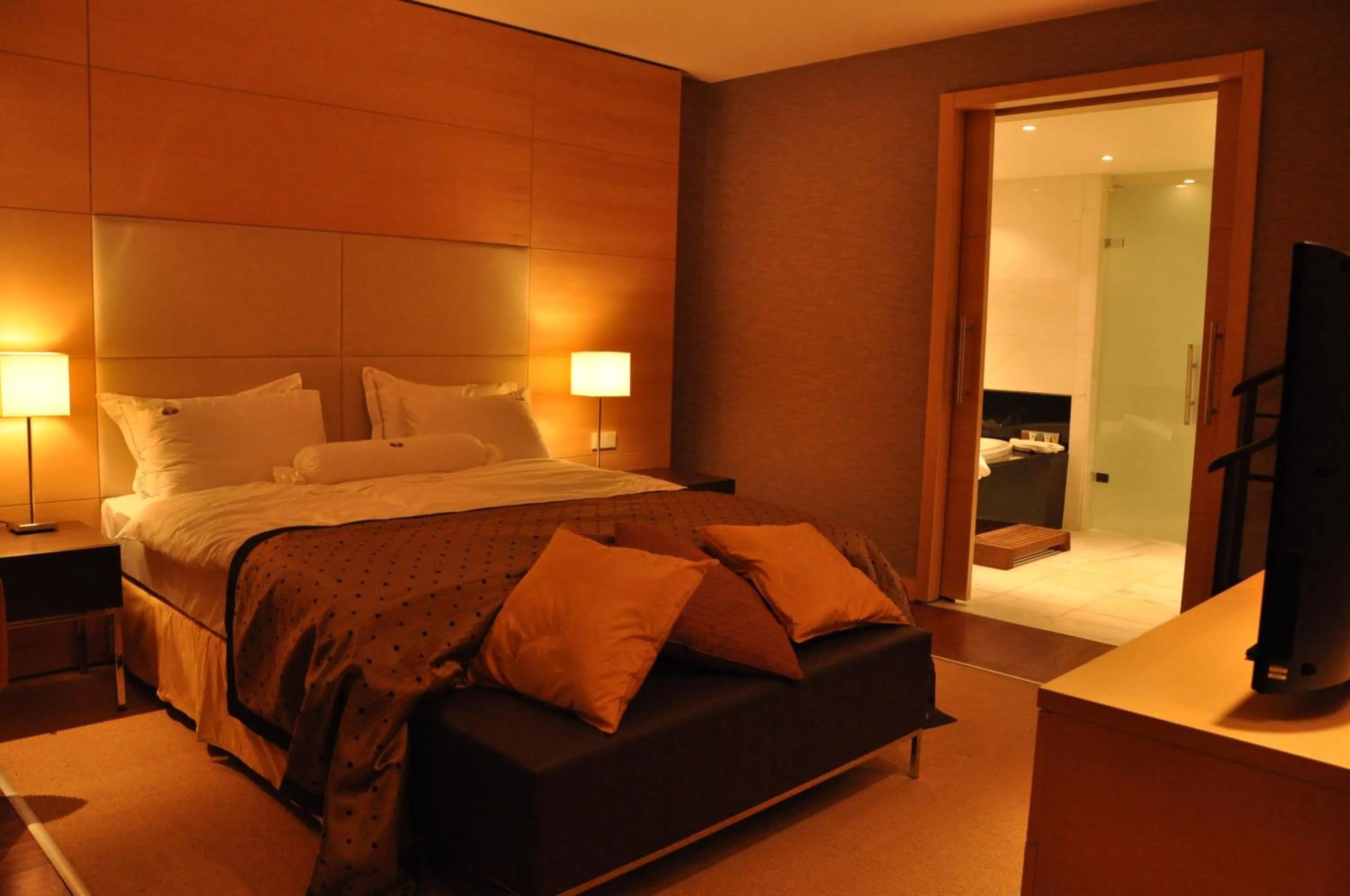 Bedroom, Bed in Hotel Grand Swiss