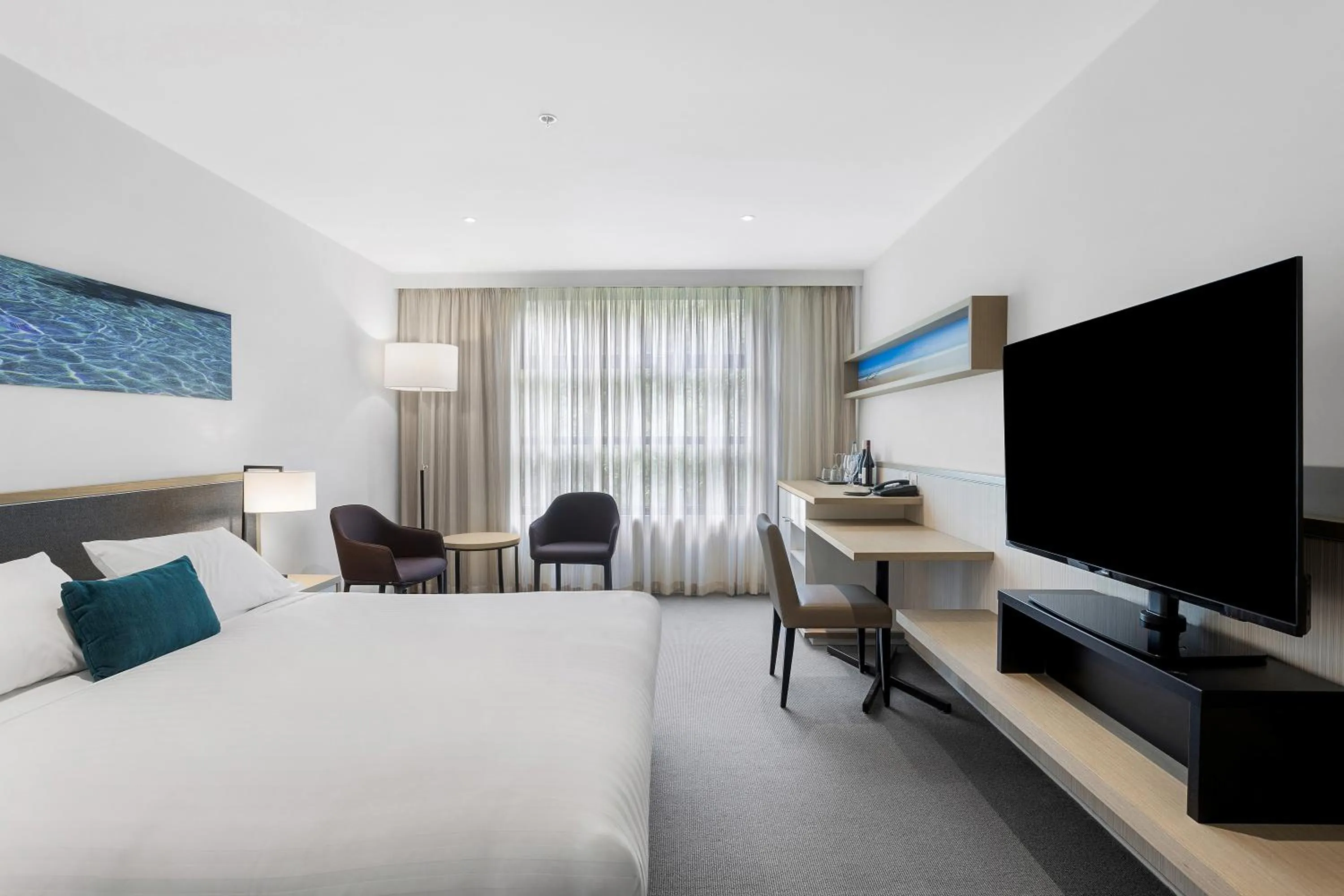 Bed in Quarters at Flinders Hotel