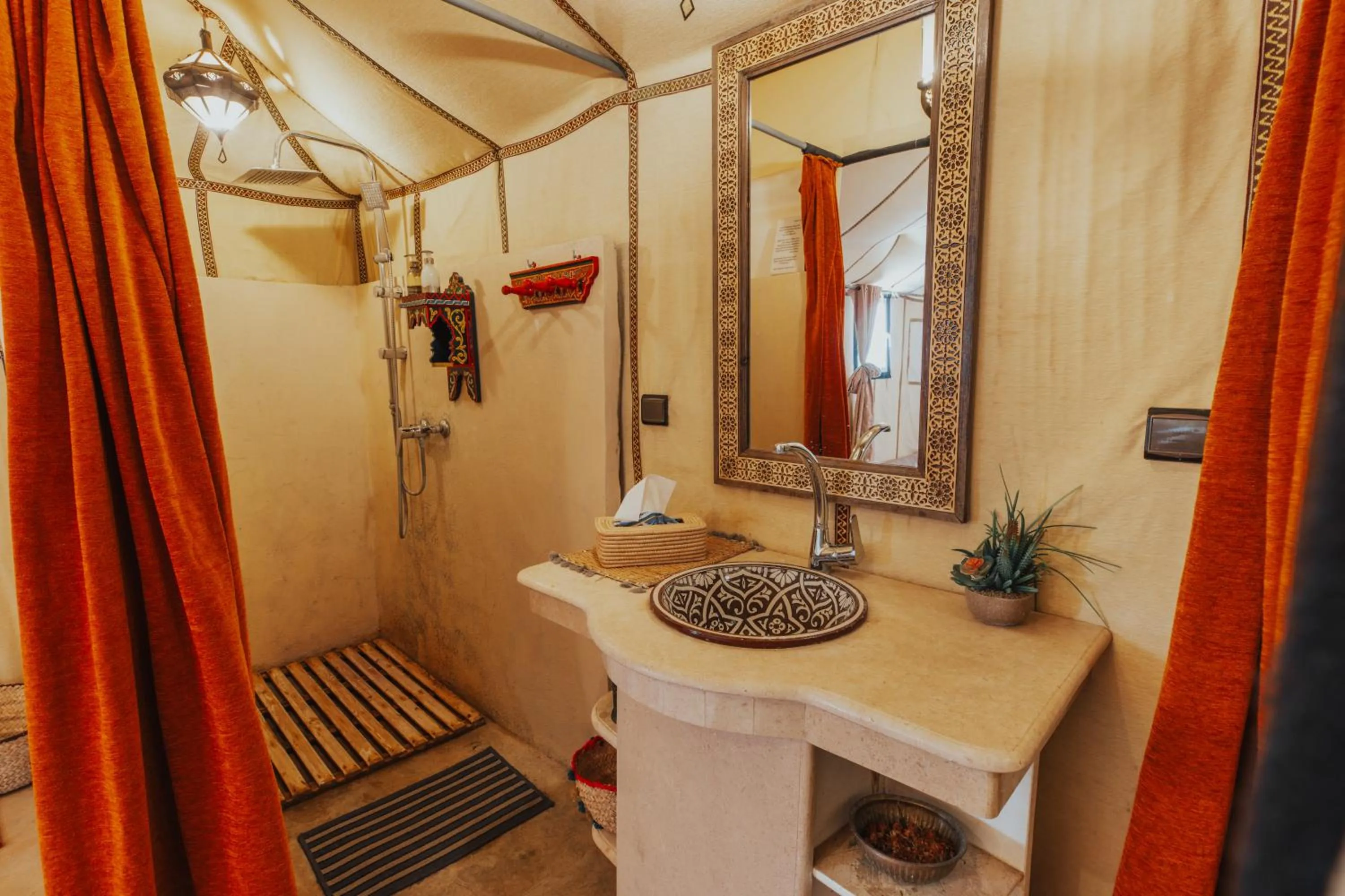 Bathroom in Tassili Luxury Desert Camp