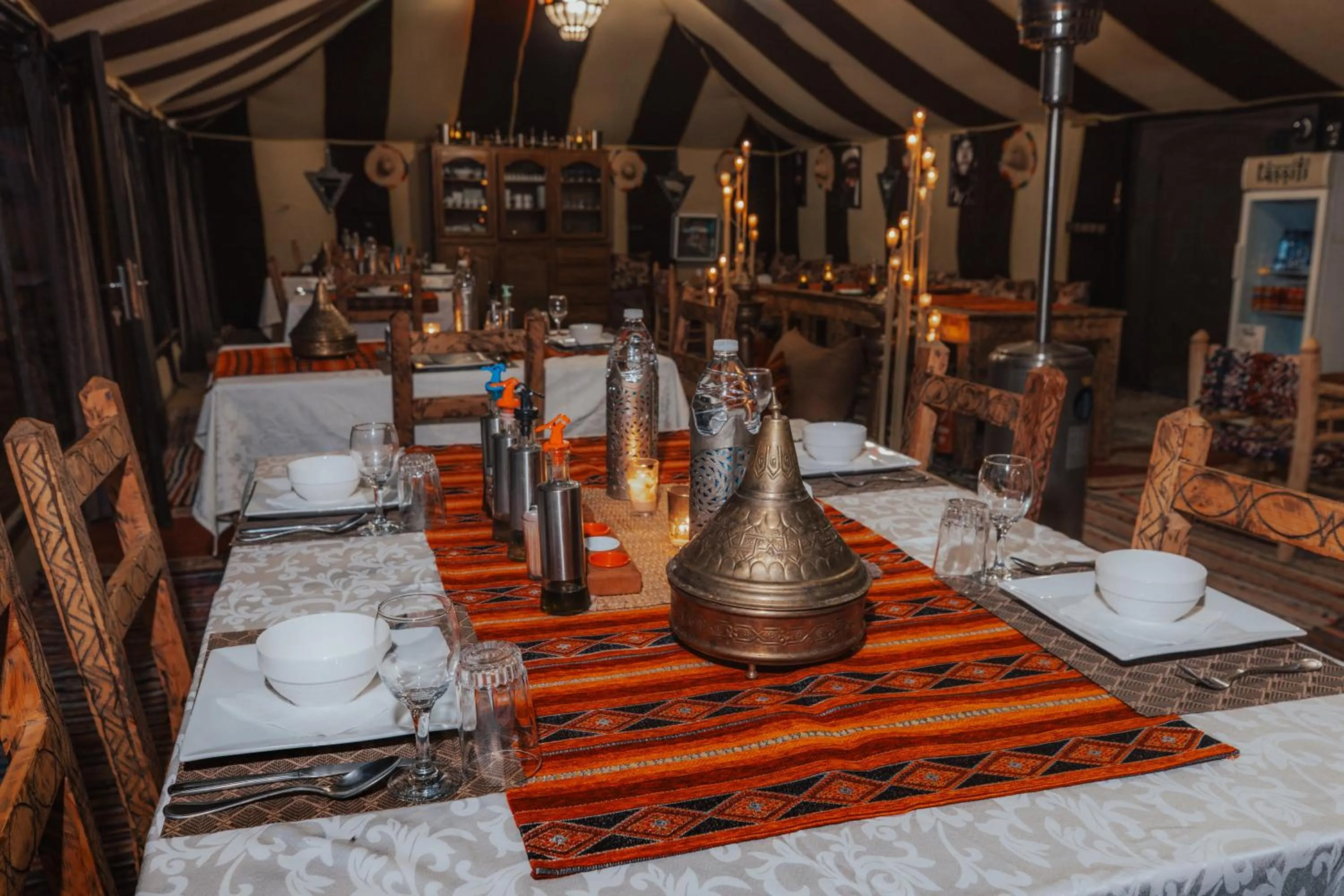 Restaurant/places to eat in Tassili Luxury Desert Camp