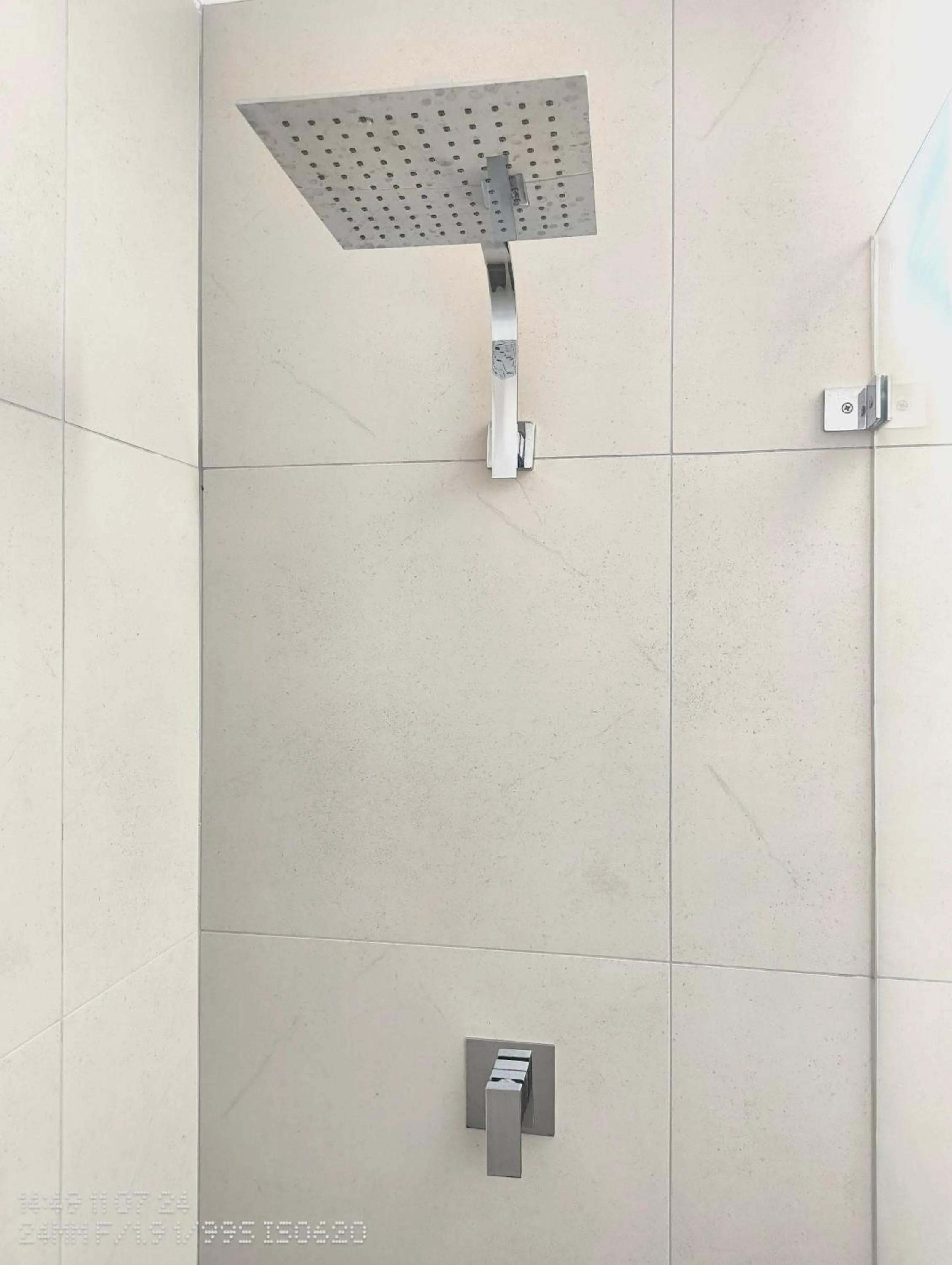 Bathroom in Goulburn Central Motel