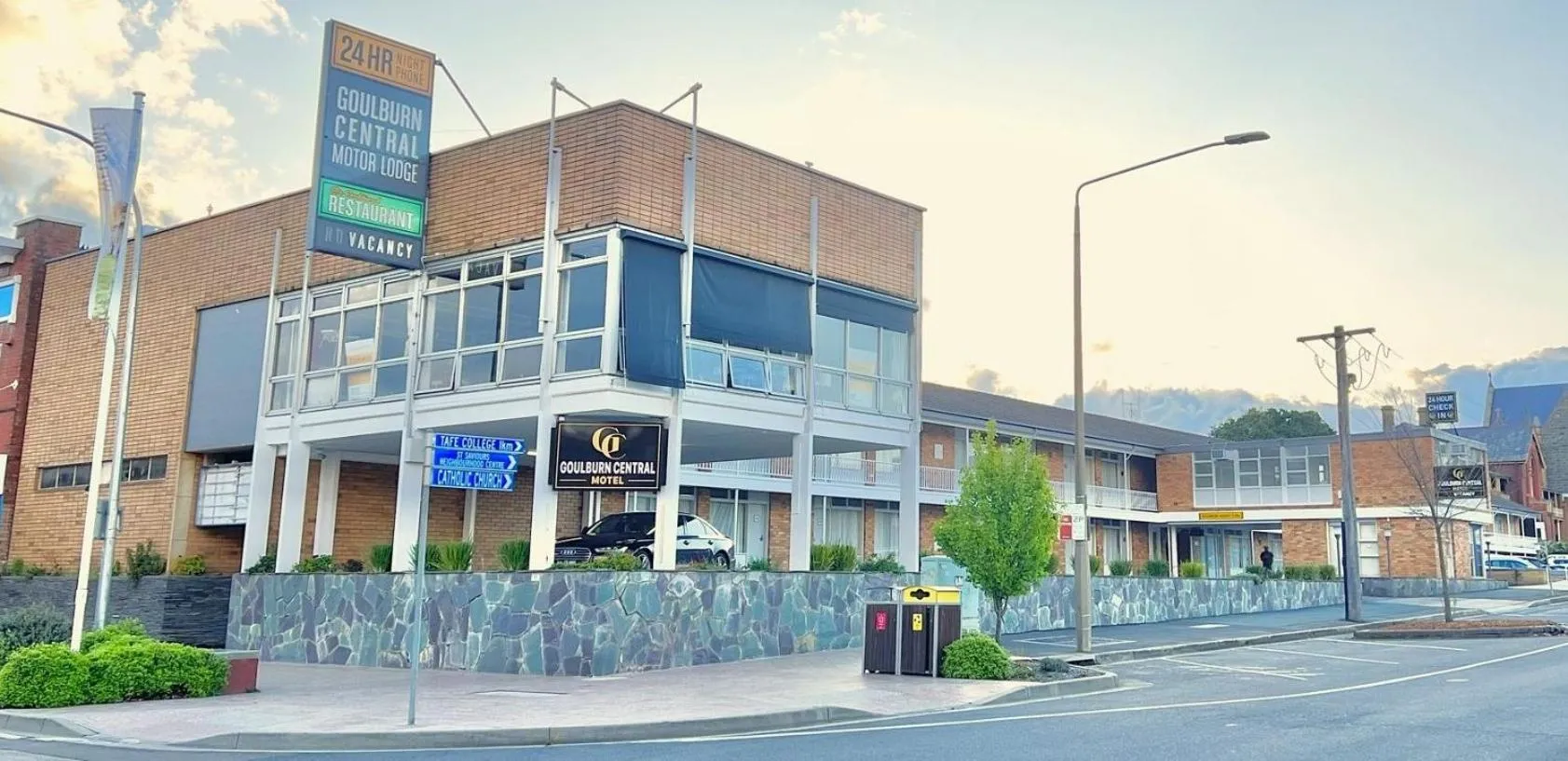 Property building in Goulburn Central Motel