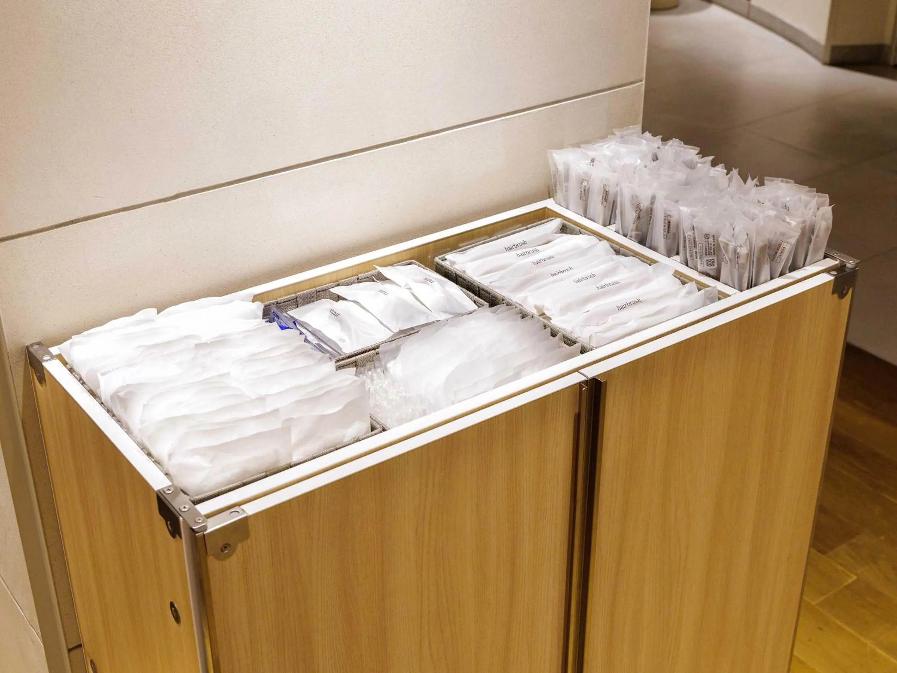 Lobby or reception in Nishitetsu Hotel Croom Hakata