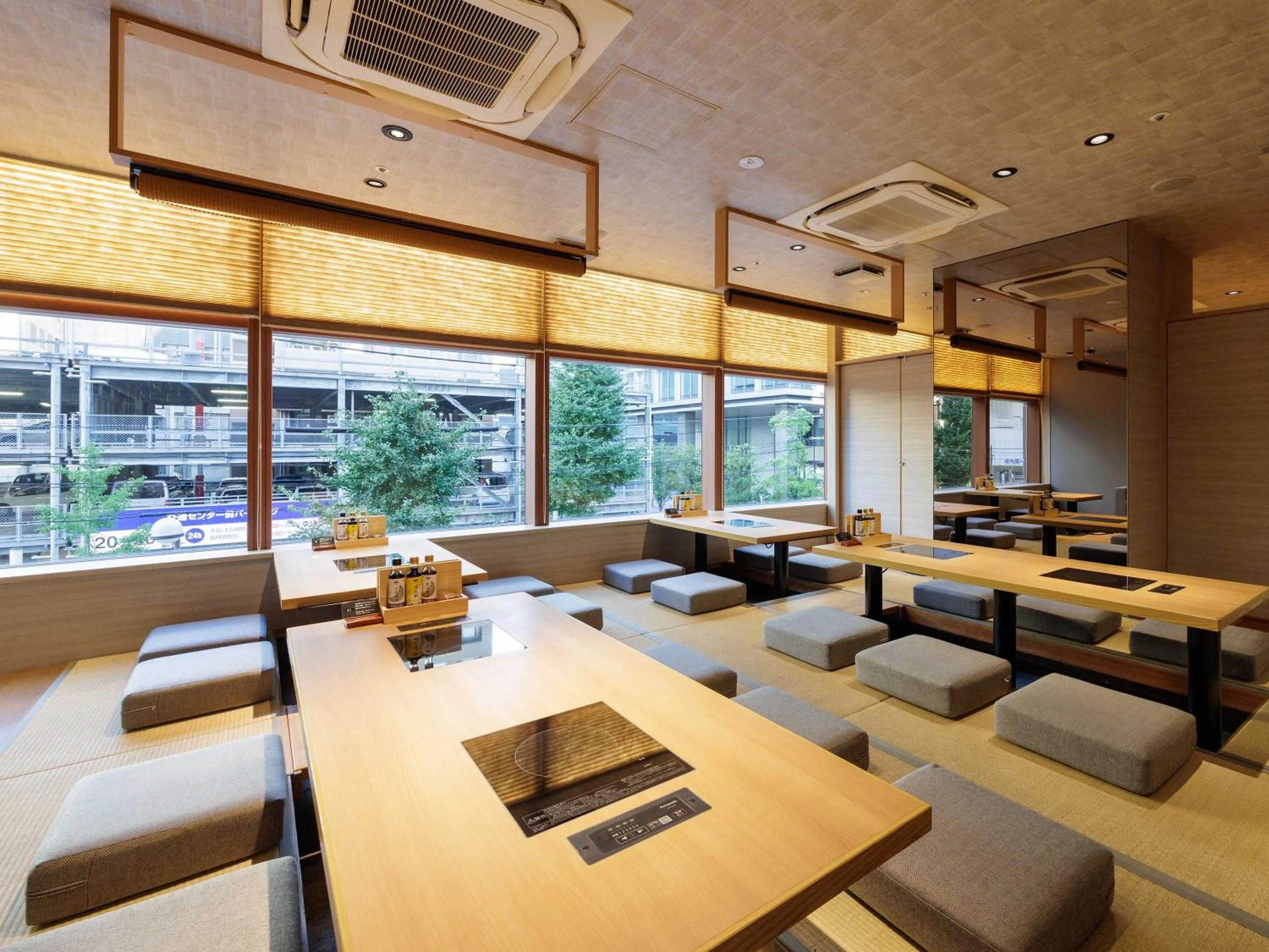 Restaurant/places to eat in Nishitetsu Hotel Croom Hakata