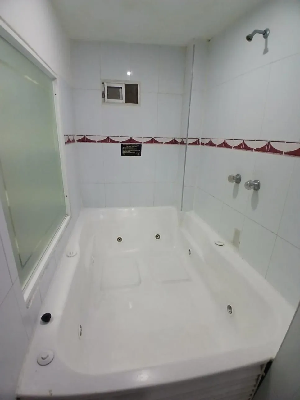 Hot Tub in Hotel Plaza Norte Cali