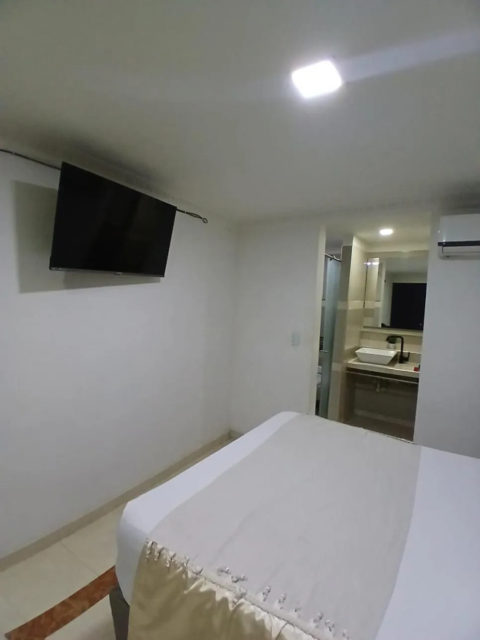 TV and multimedia, Bed in Hotel Plaza Norte Cali