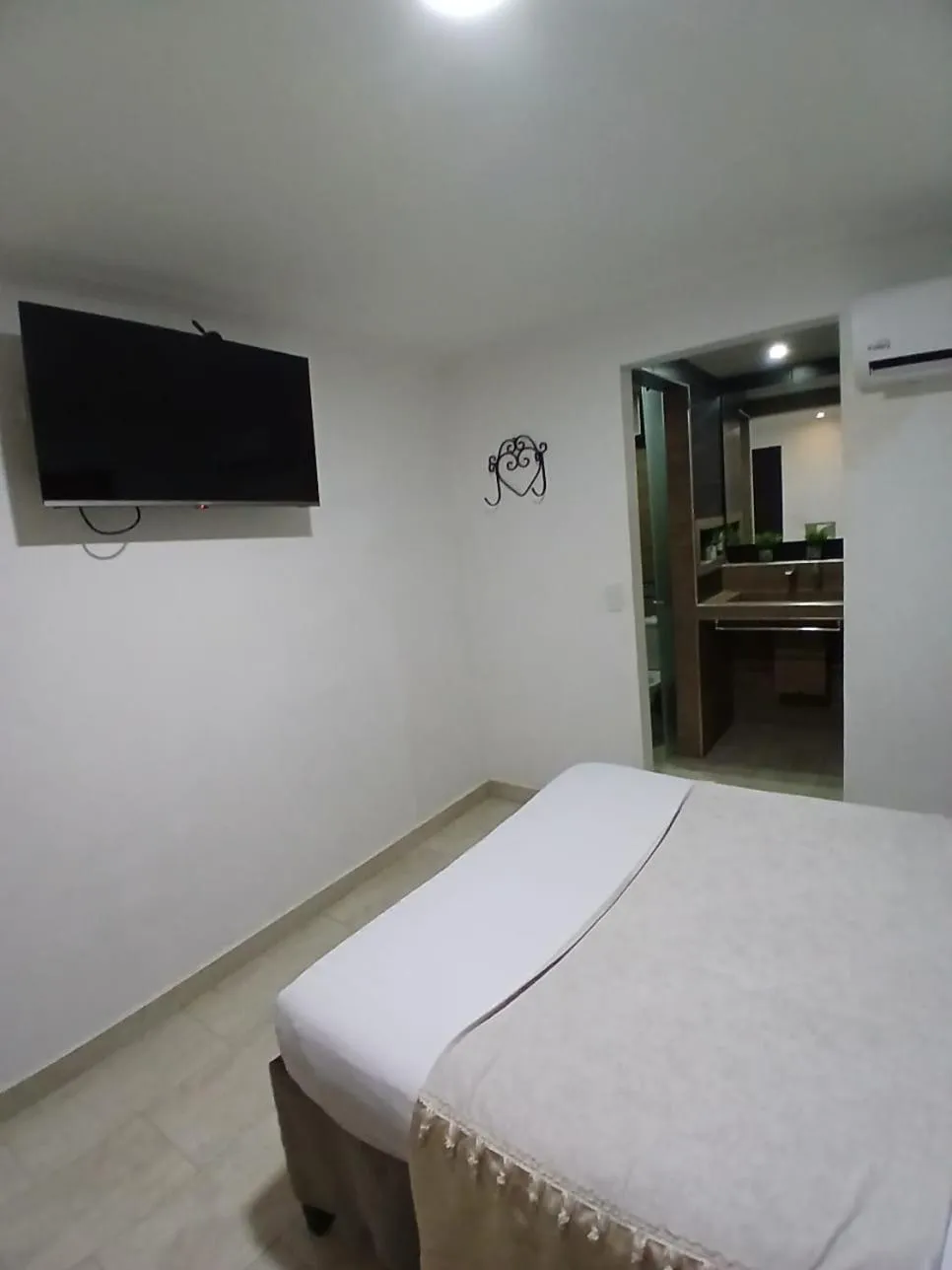 Bed in Hotel Plaza Norte Cali