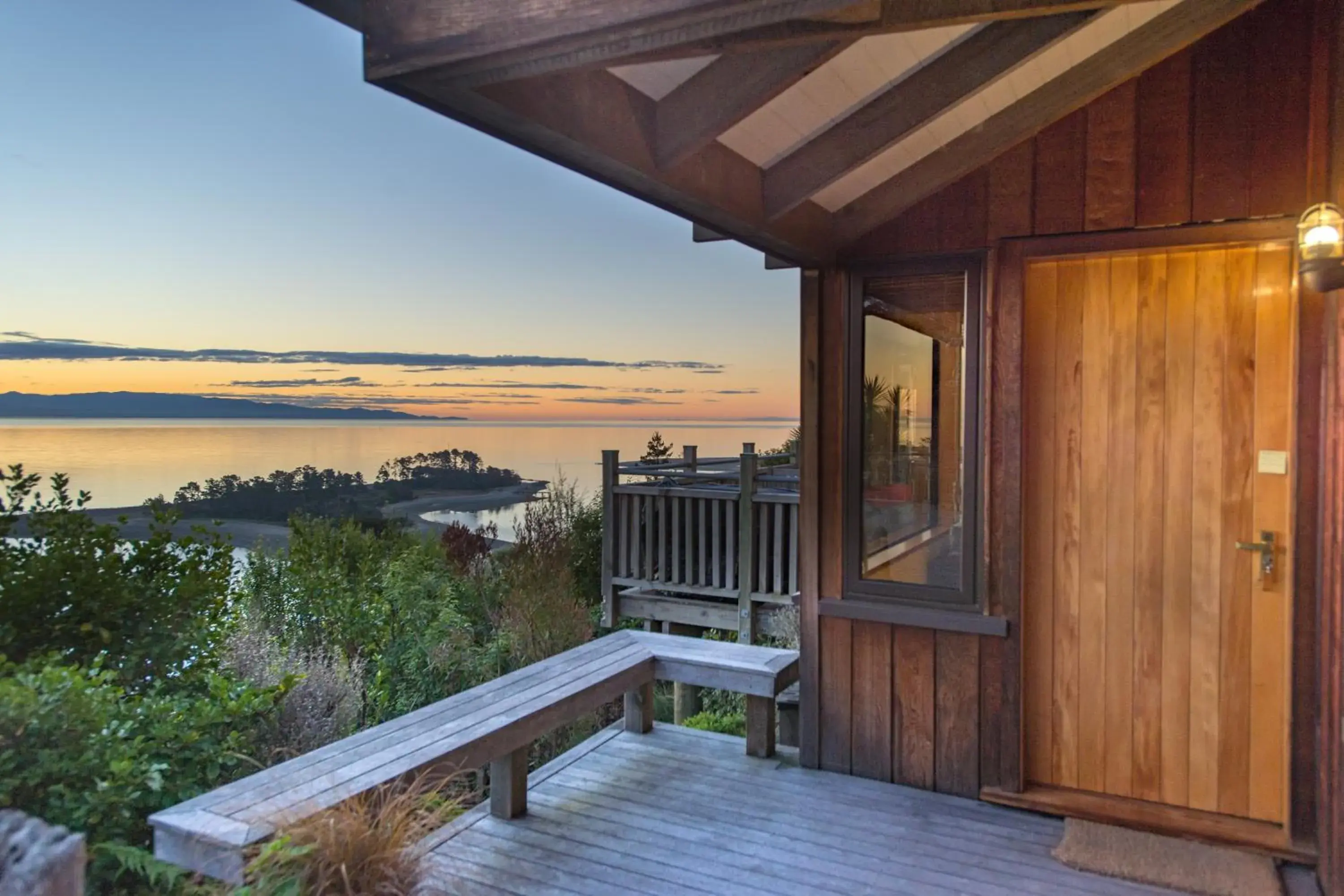 The Wheelhouse Inn The Wheelhouse Inn