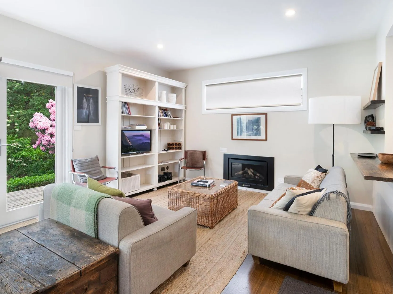 Living room in The Red Feather Inn