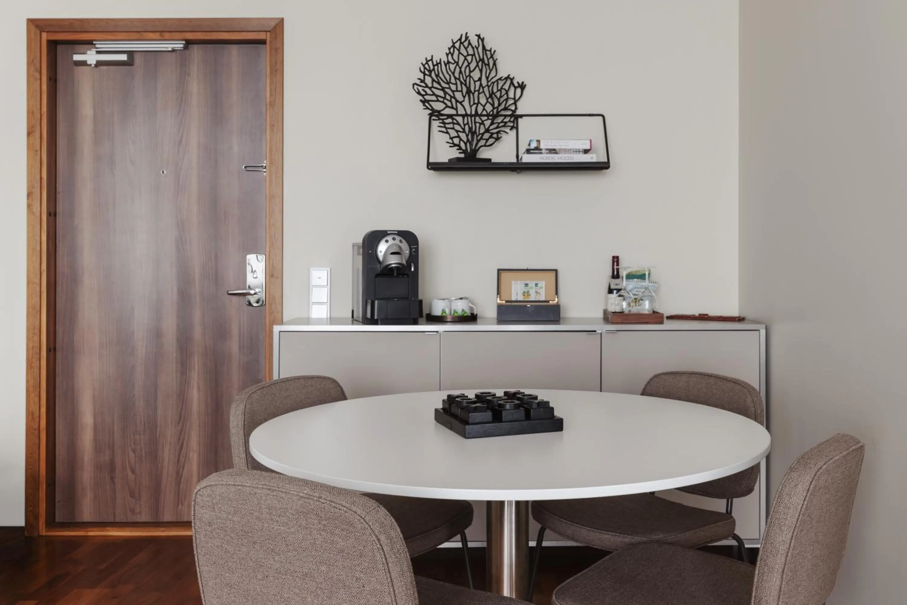 Living room in Clarion Hotel Arlanda Airport Terminal