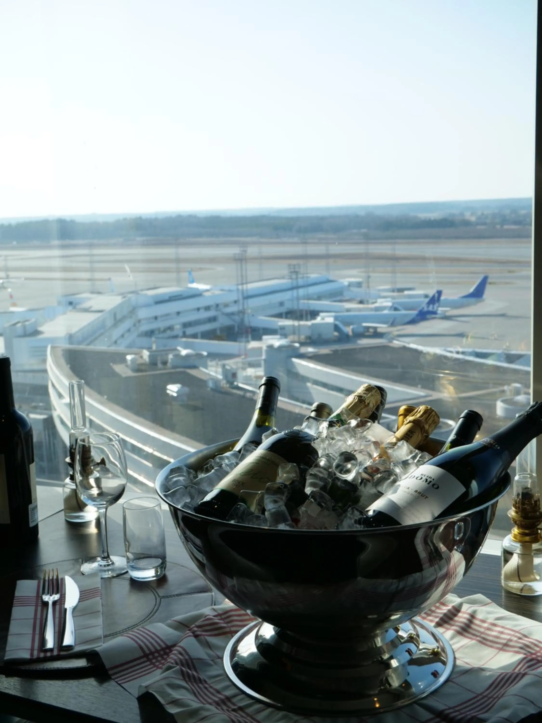 Restaurant/places to eat in Clarion Hotel Arlanda Airport Terminal