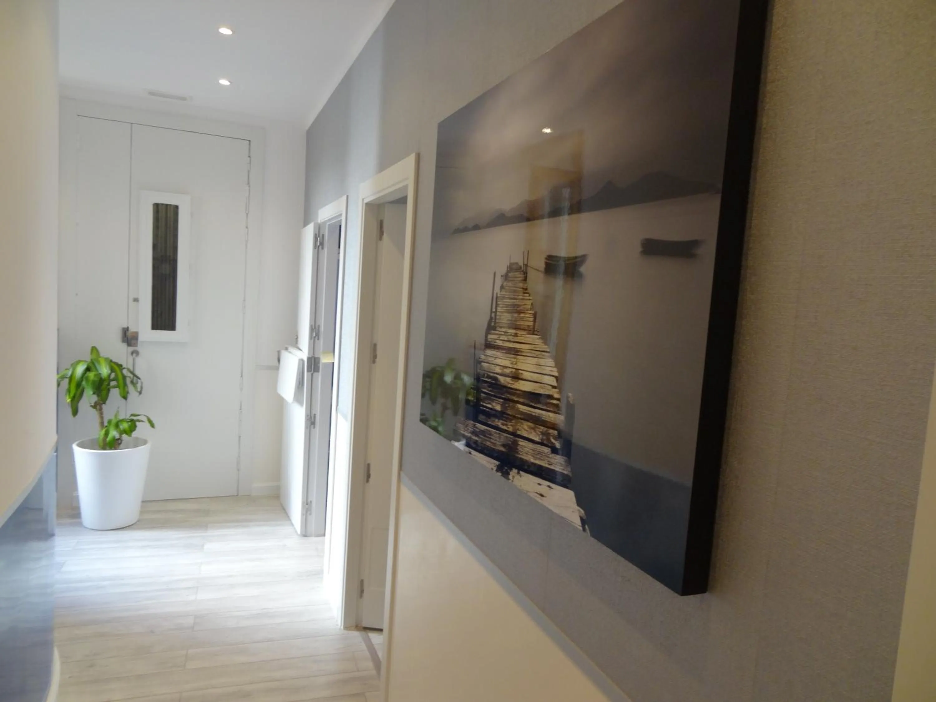 Decorative detail in Hostal Main Street Madrid