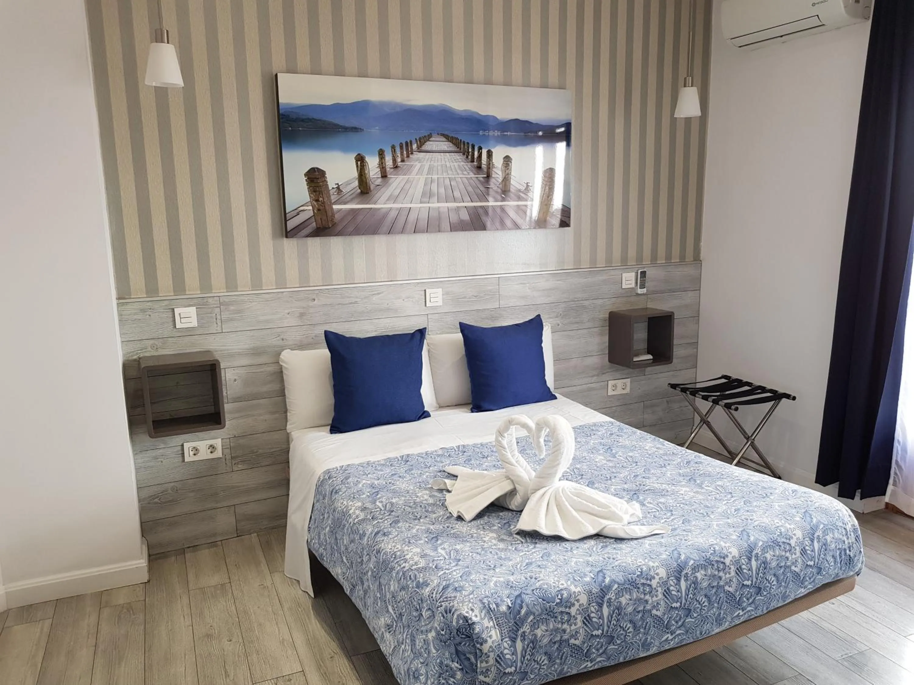 Bed in Hostal Main Street Madrid