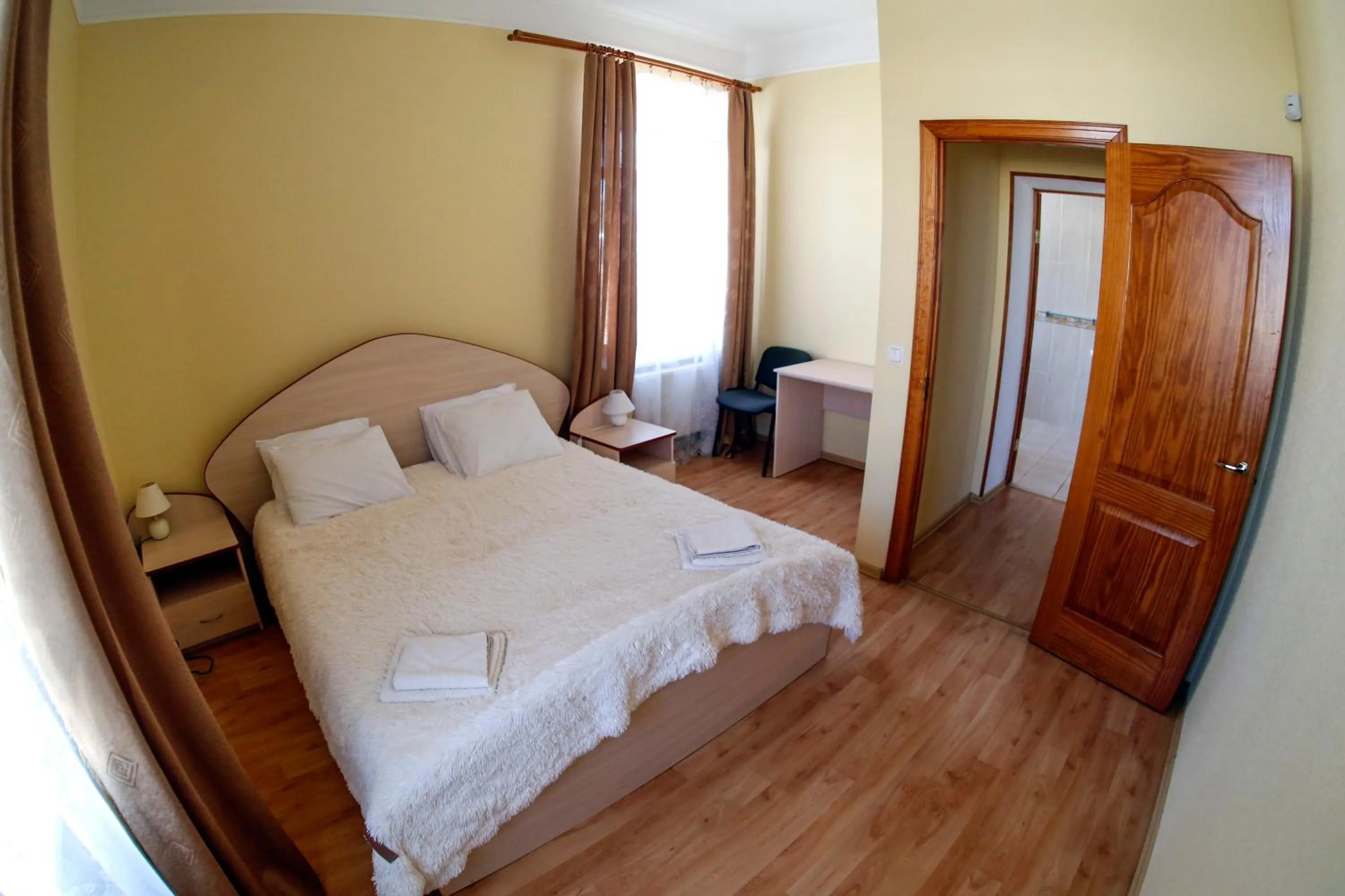 Bed in Lucia with Self Check-in