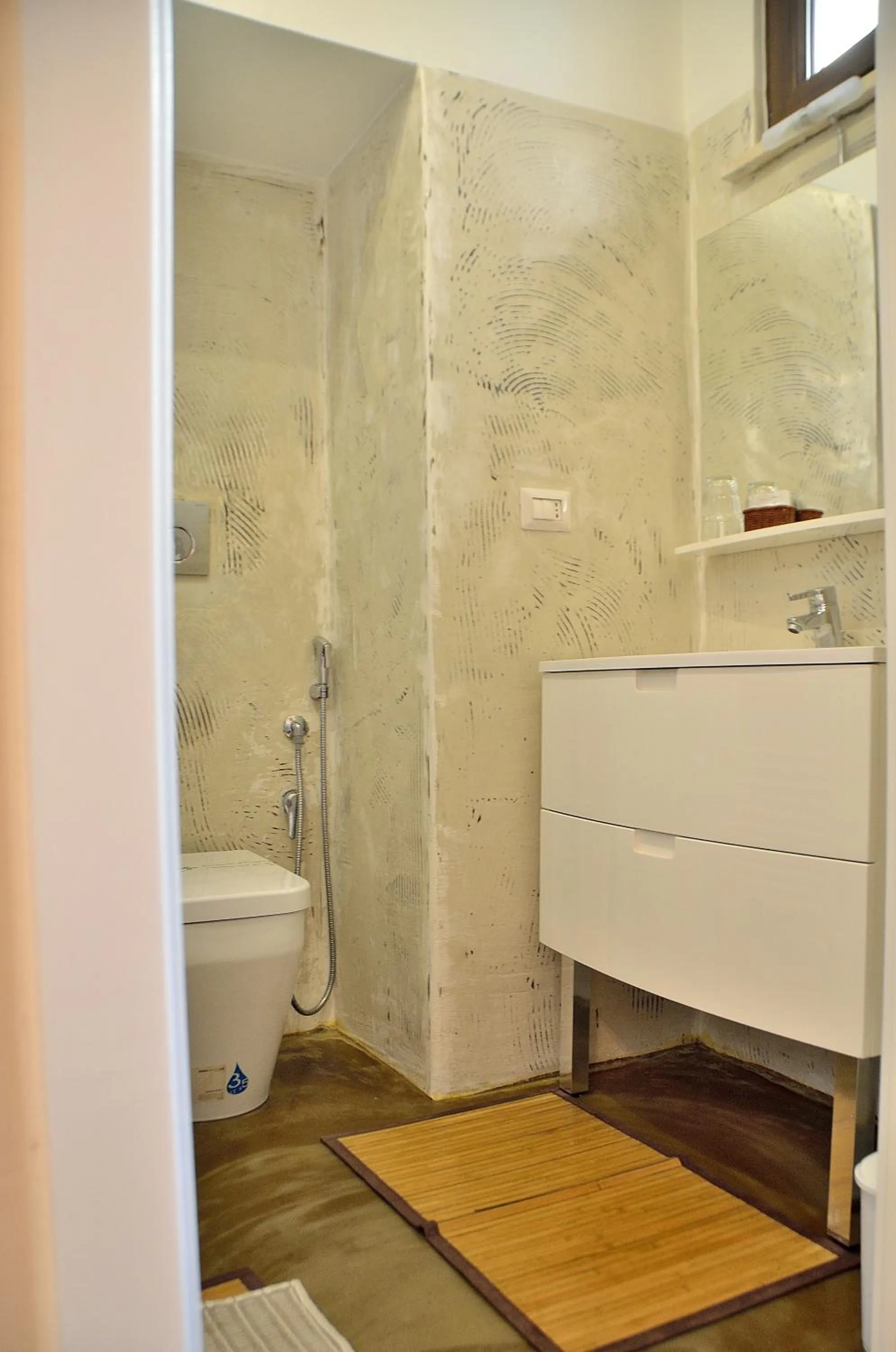 Bathroom in Azzurretta Guest House