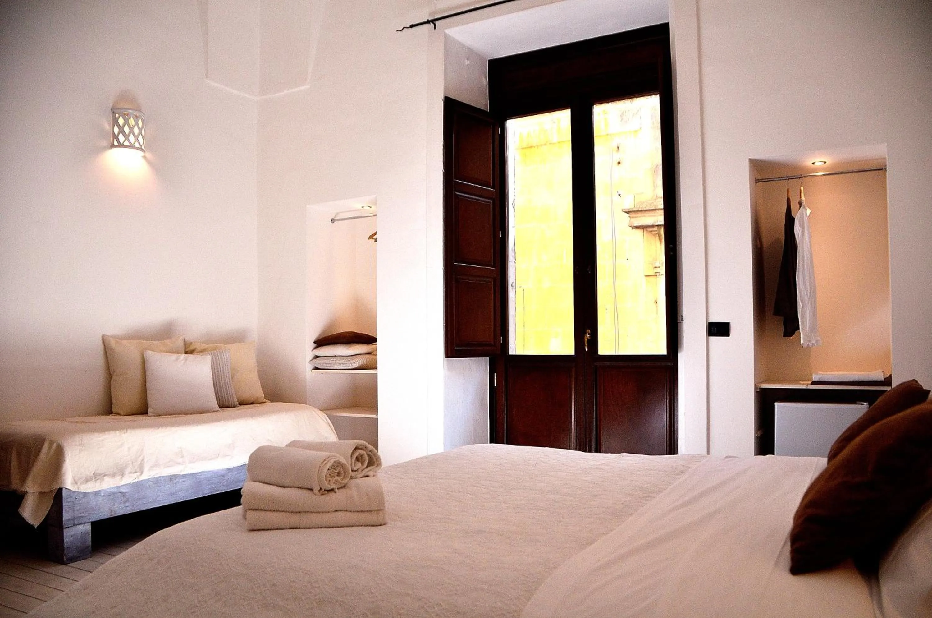 Balcony/Terrace, Bed in Azzurretta Guest House