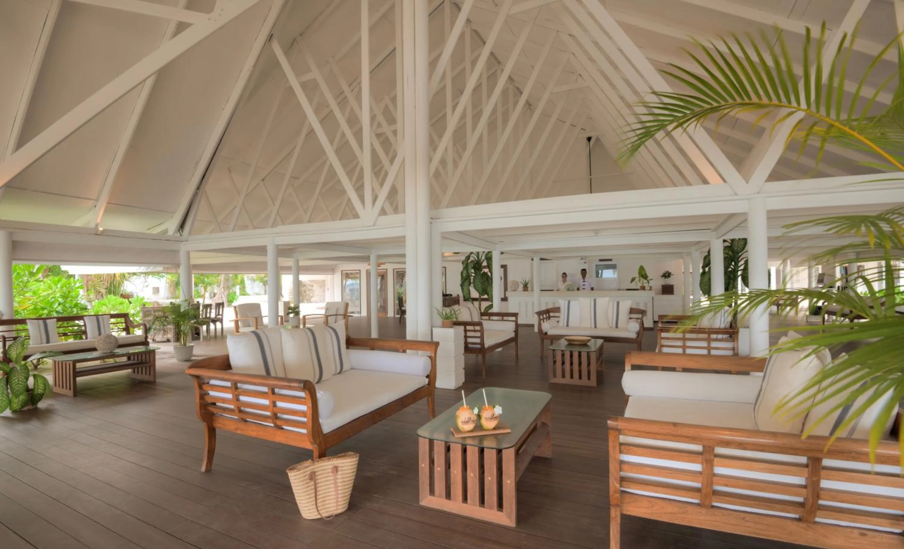 Lobby or reception in Diamonds Athuruga Maldives Resort & Spa
