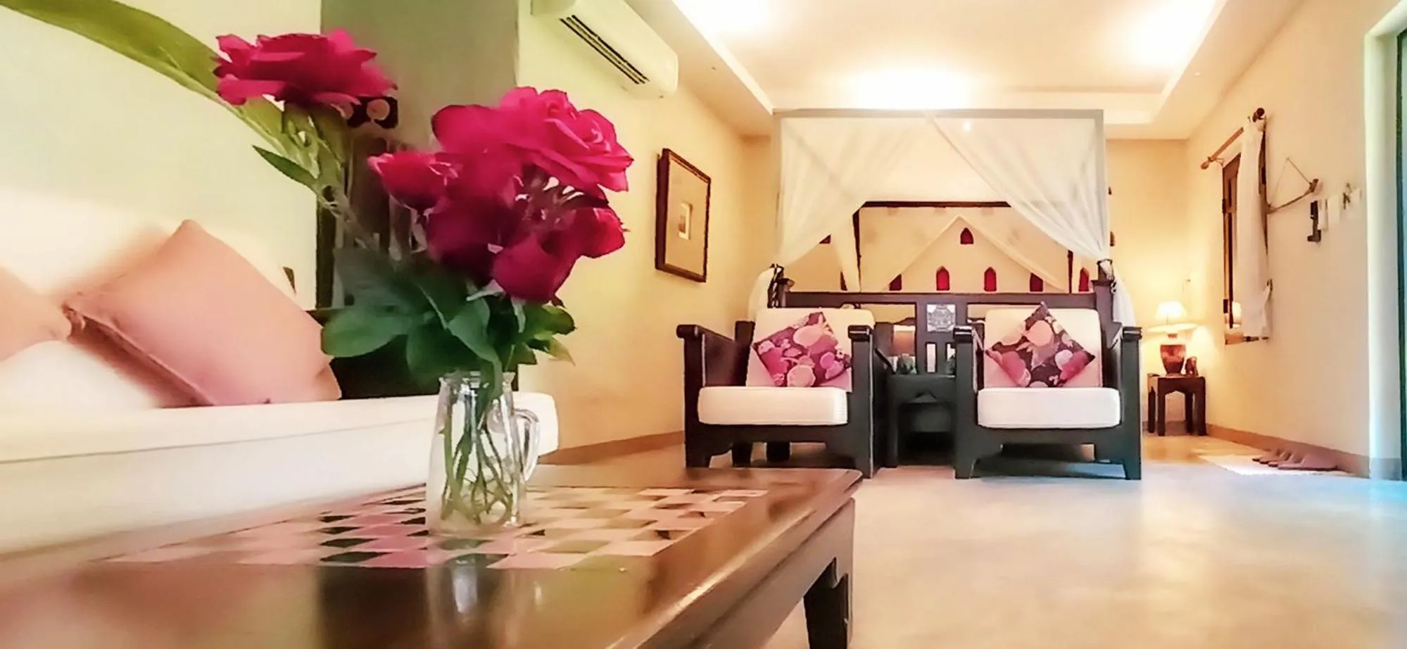 Living room, Bed in Pai River Corner