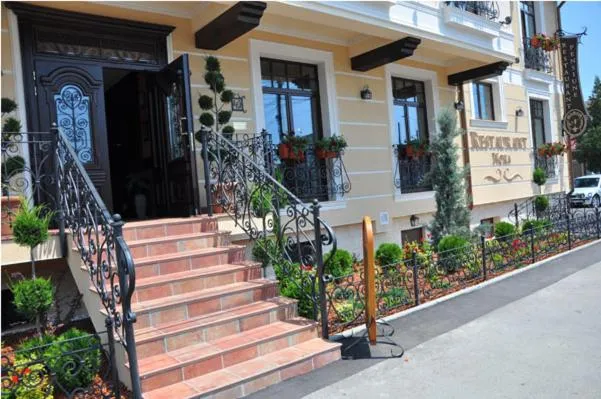 Facade/entrance in Pensiunea Nora